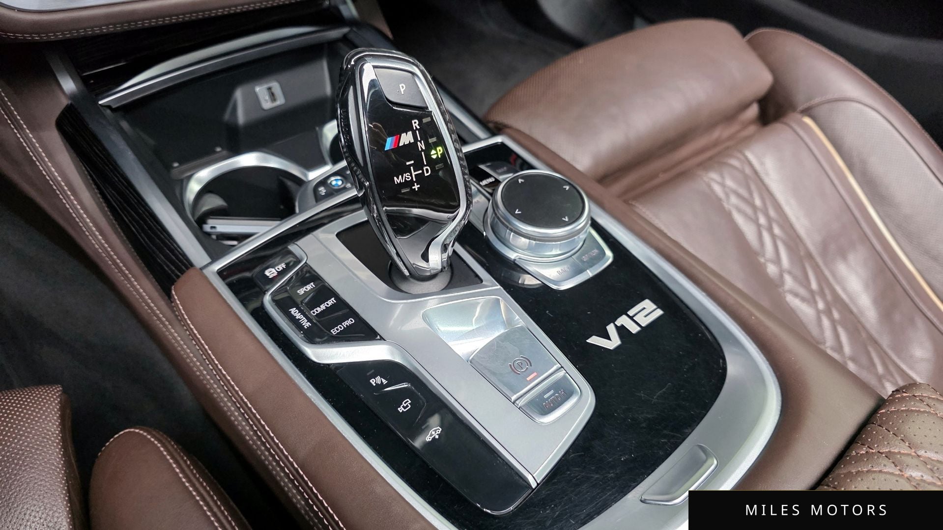 BMW 7 Series (G11) 2018 — миниатюра 9