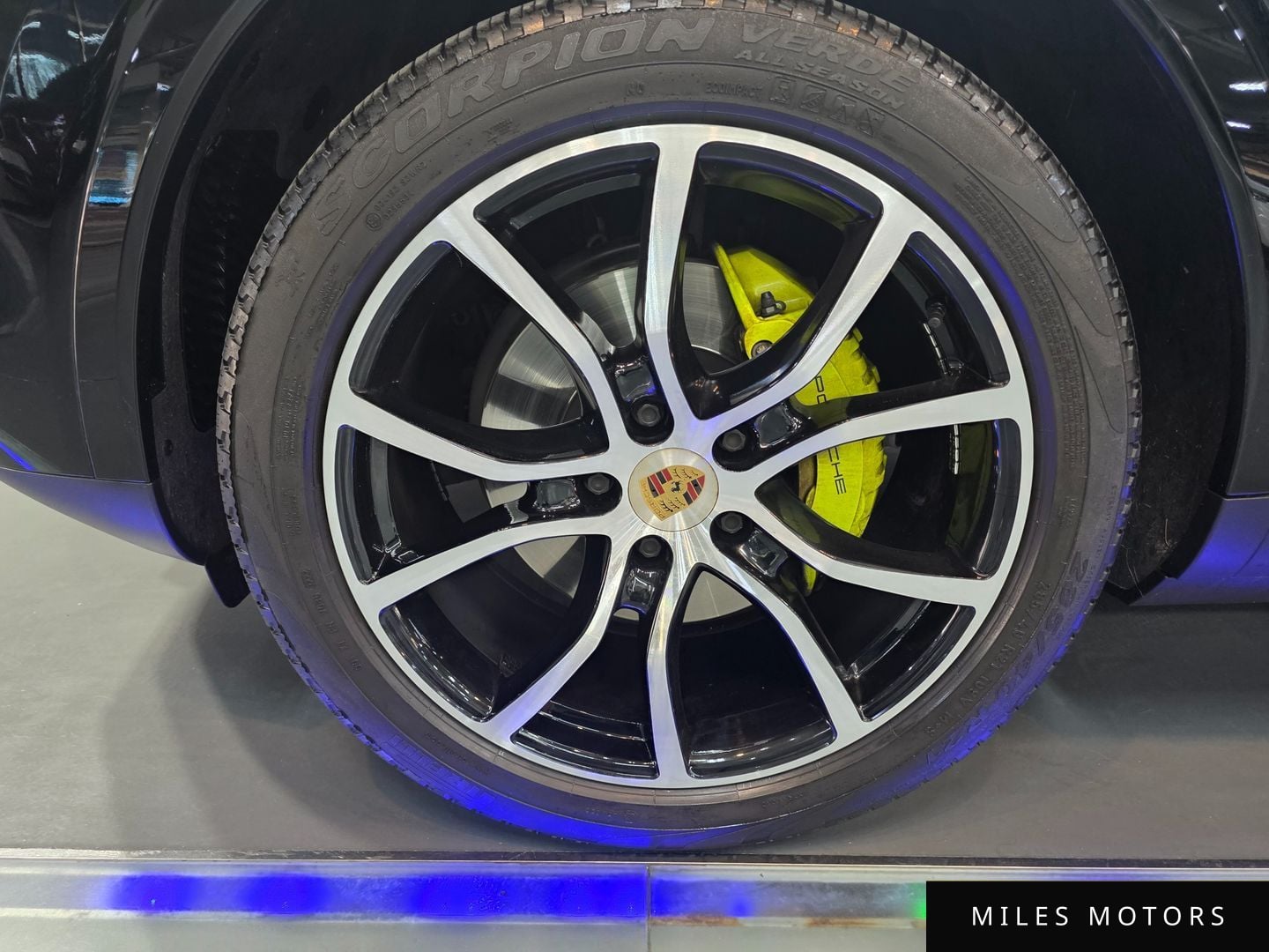 Porsche 카이엔 (PO536) 2023 — миниатюра 5
