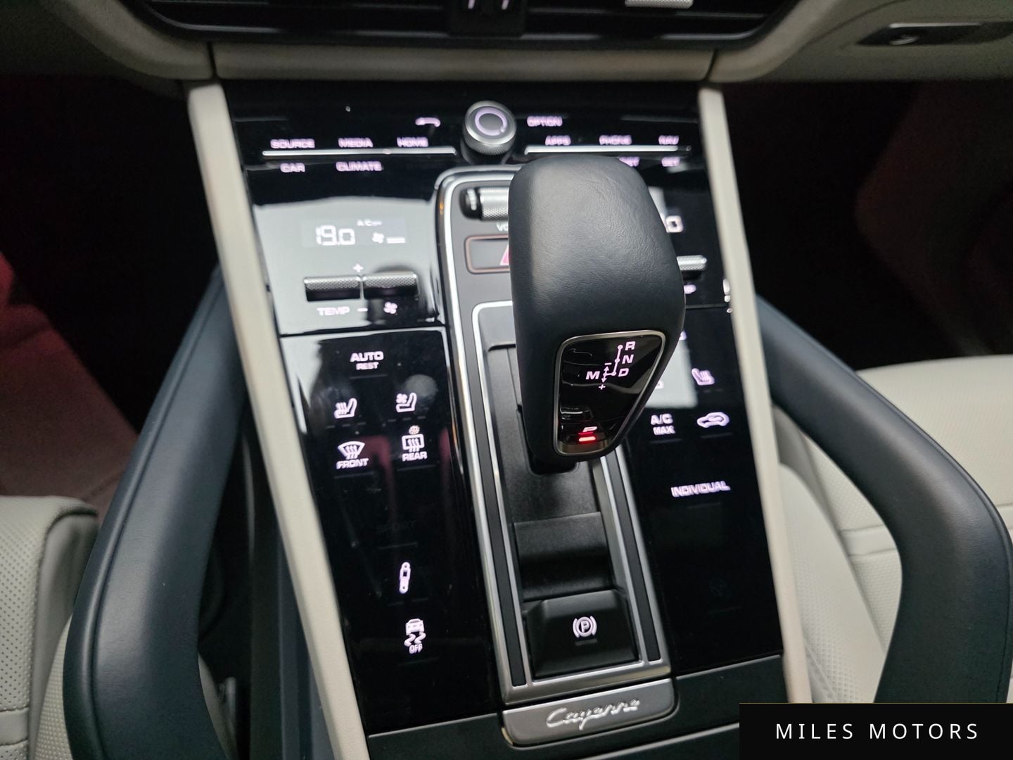 Porsche 카이엔 (PO536) 2023 — миниатюра 9