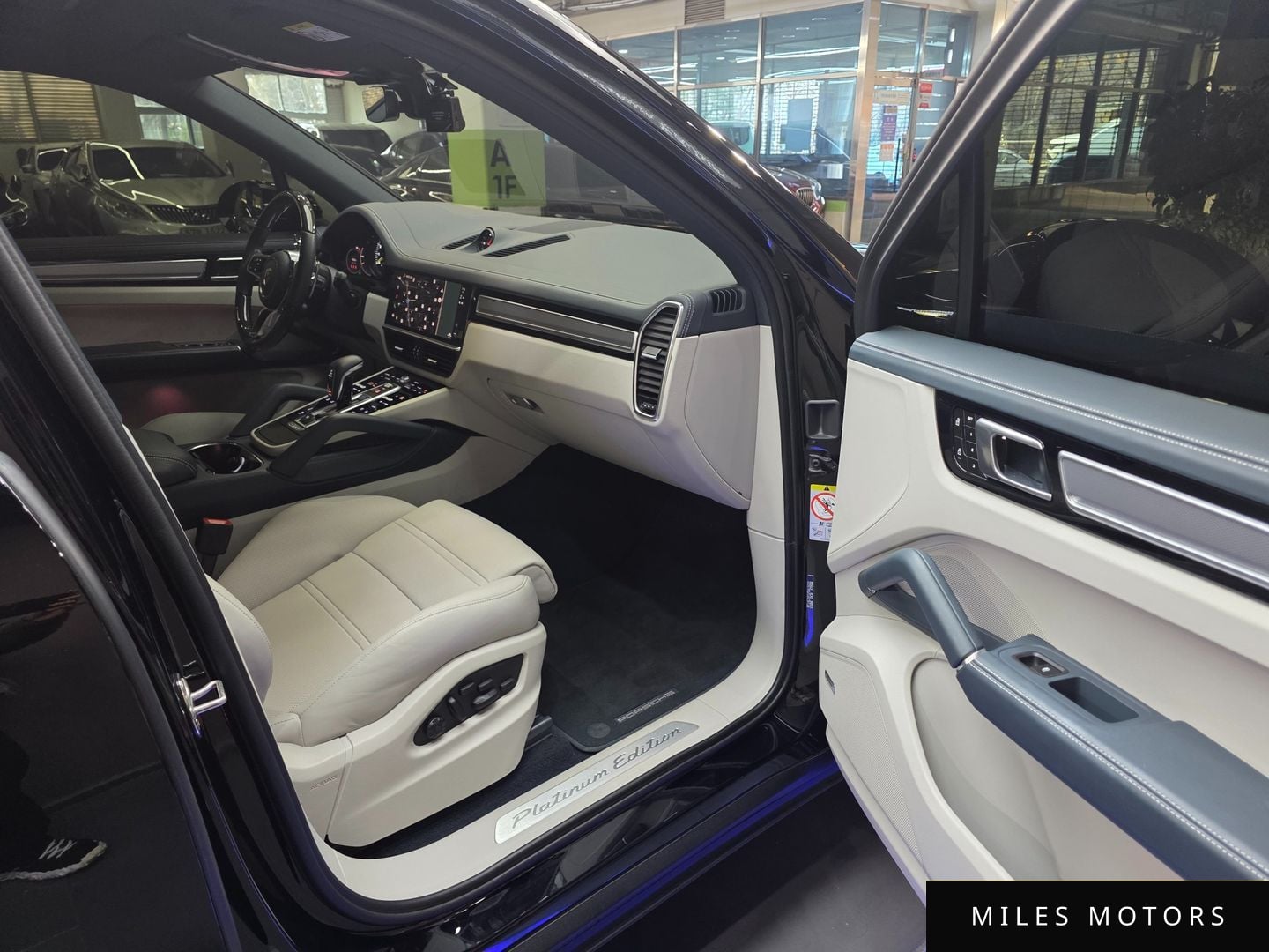 Porsche 카이엔 (PO536) 2023 — миниатюра 18