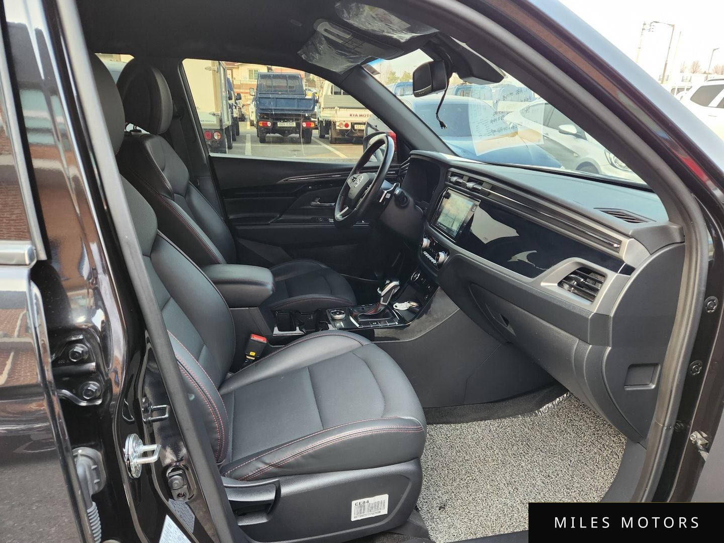 KG Mobility Beautiful Korando 2022 — миниатюра 11