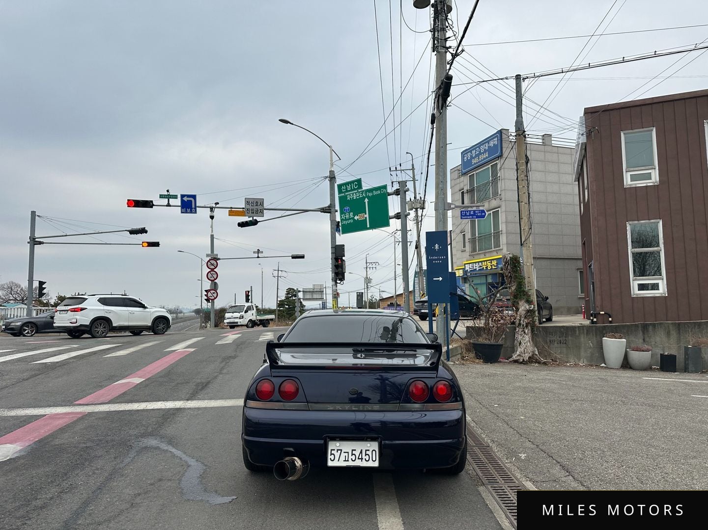 Nissan Skyline 1993 — миниатюра 4