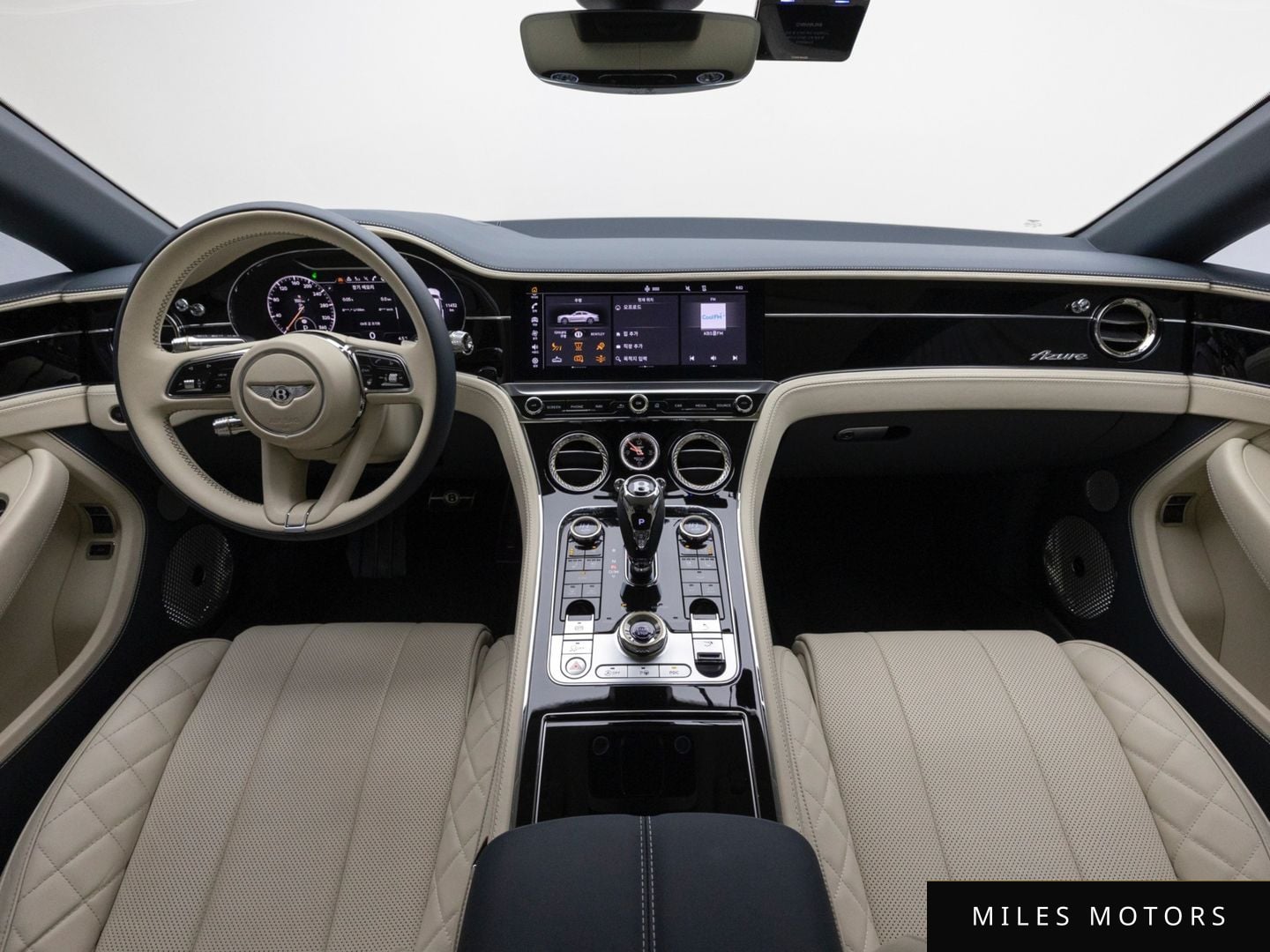 Bentley Continental GT 2023 — миниатюра 6