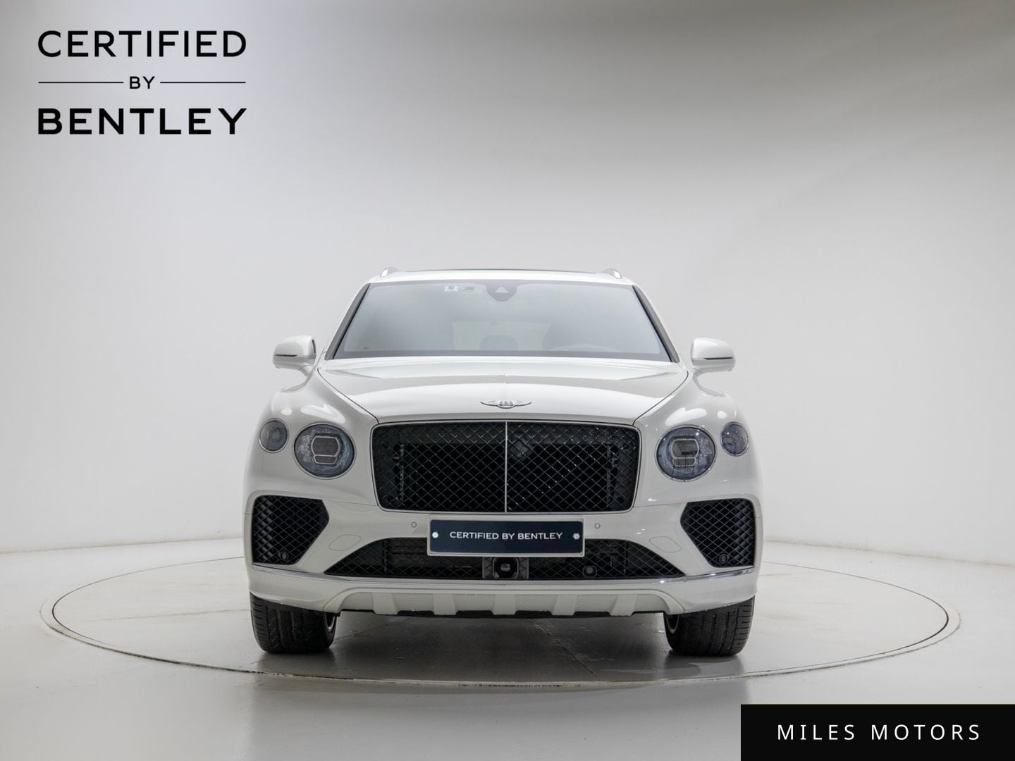 Bentley Bentayga 2025 — миниатюра 2