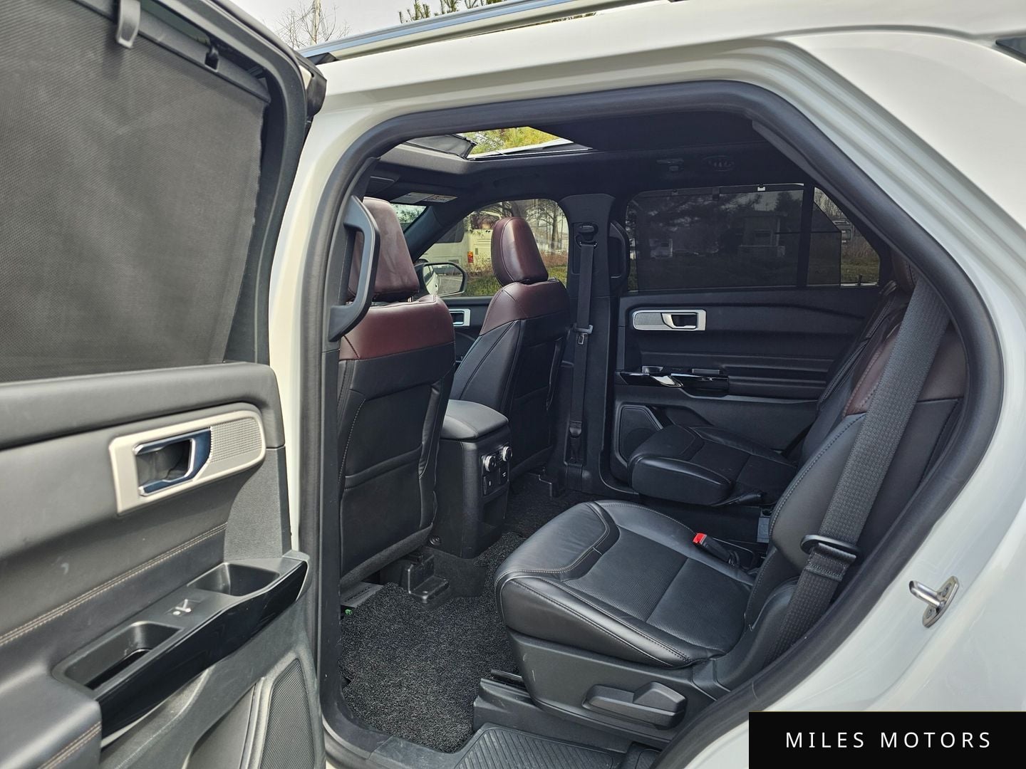 Ford Explorer 2021 — миниатюра 11