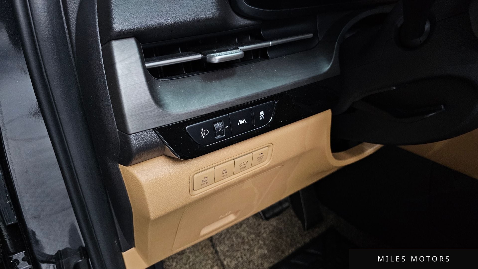 Kia Carnival 2021 — миниатюра 18