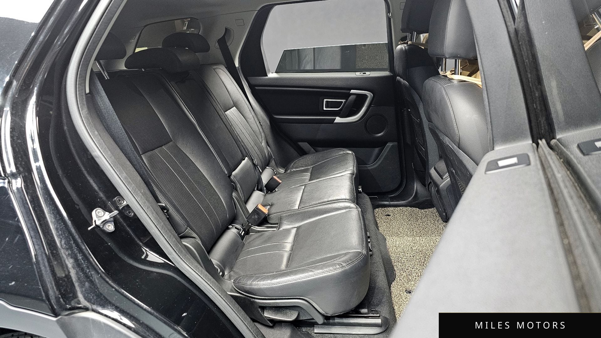 Land Rover Discovery Sport 2018 — миниатюра 12