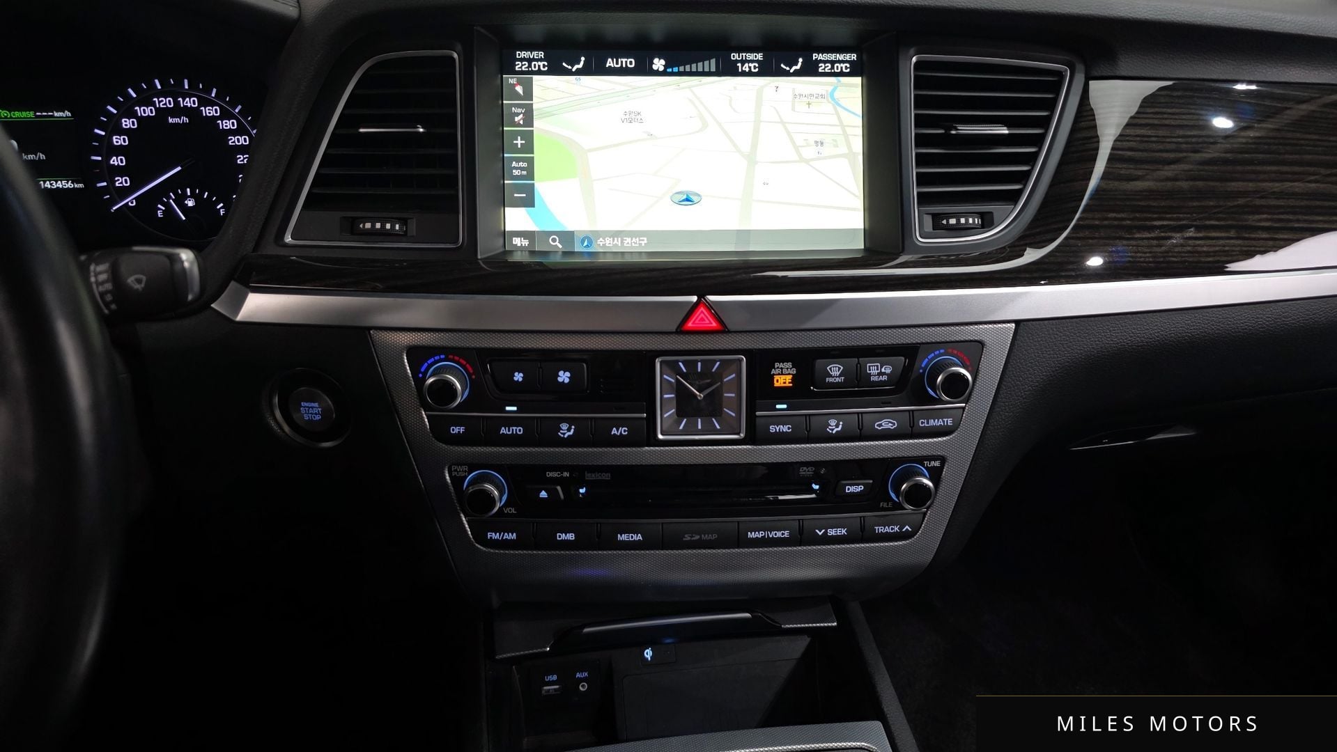 Genesis G80 2018 — миниатюра 16