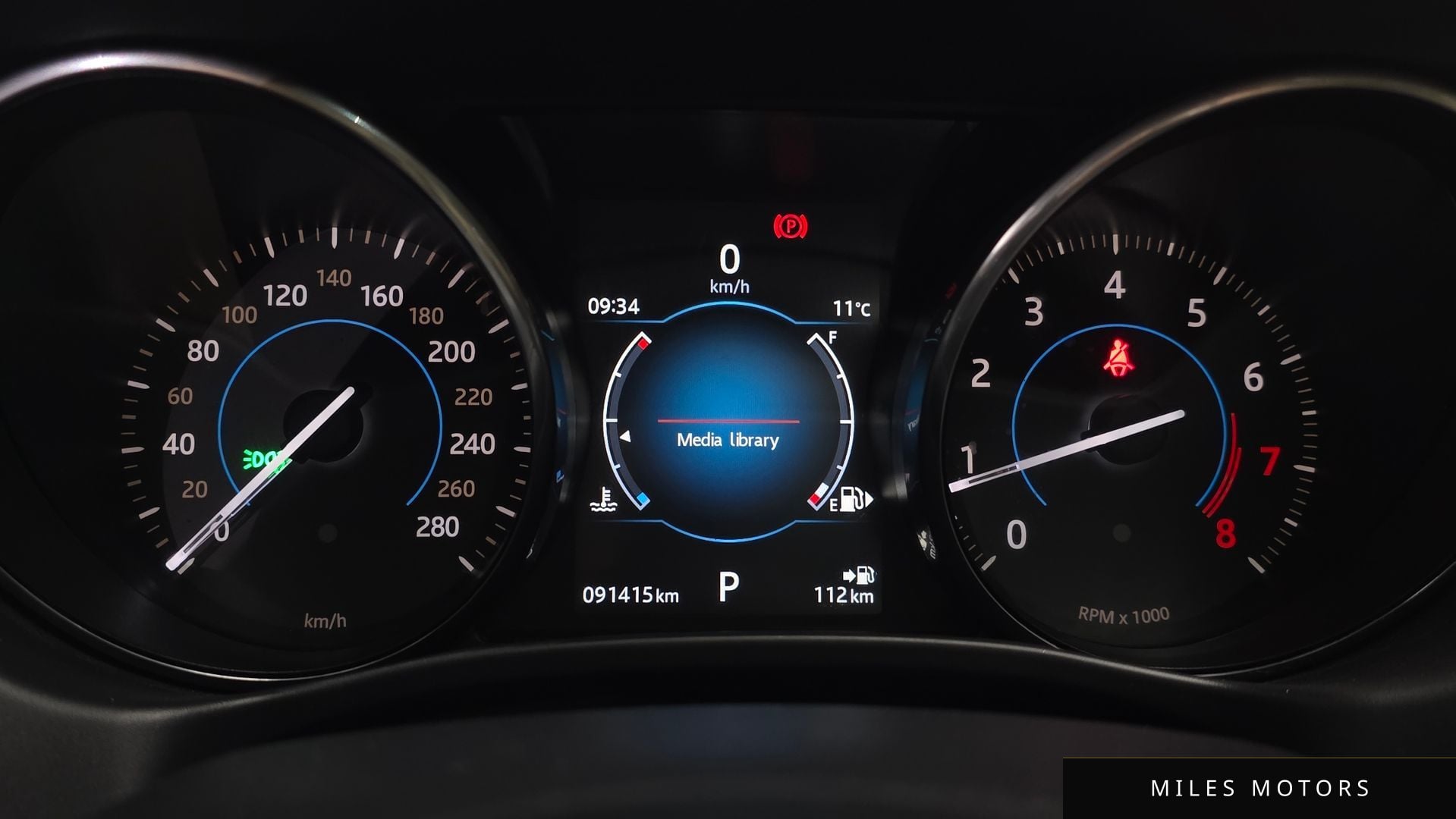 Jaguar XE 2017 — миниатюра 8