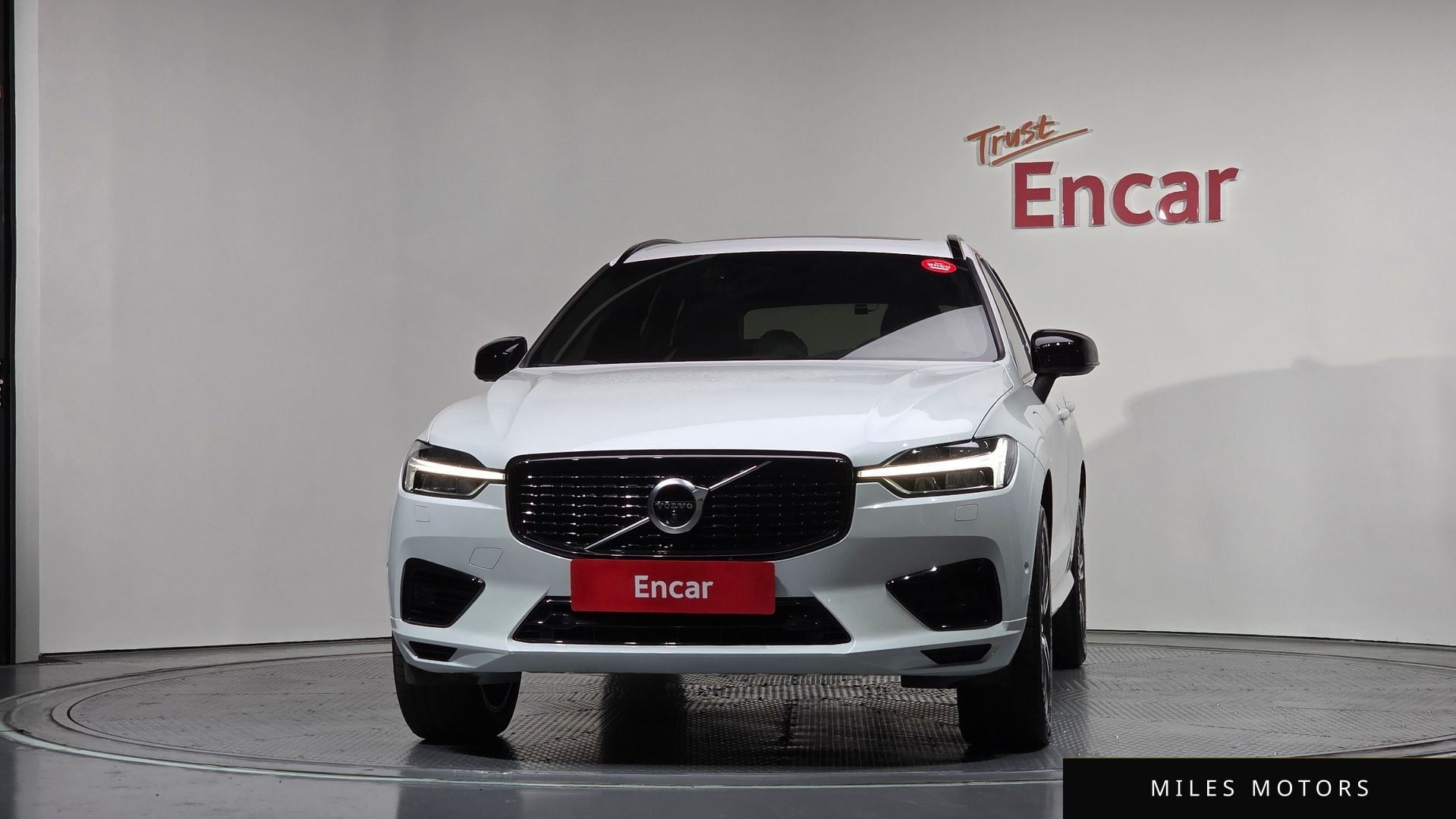 Volvo XC60 2021 — миниатюра 3