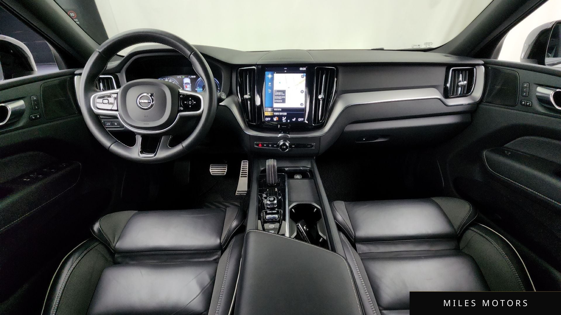 Volvo XC60 2021 — миниатюра 7