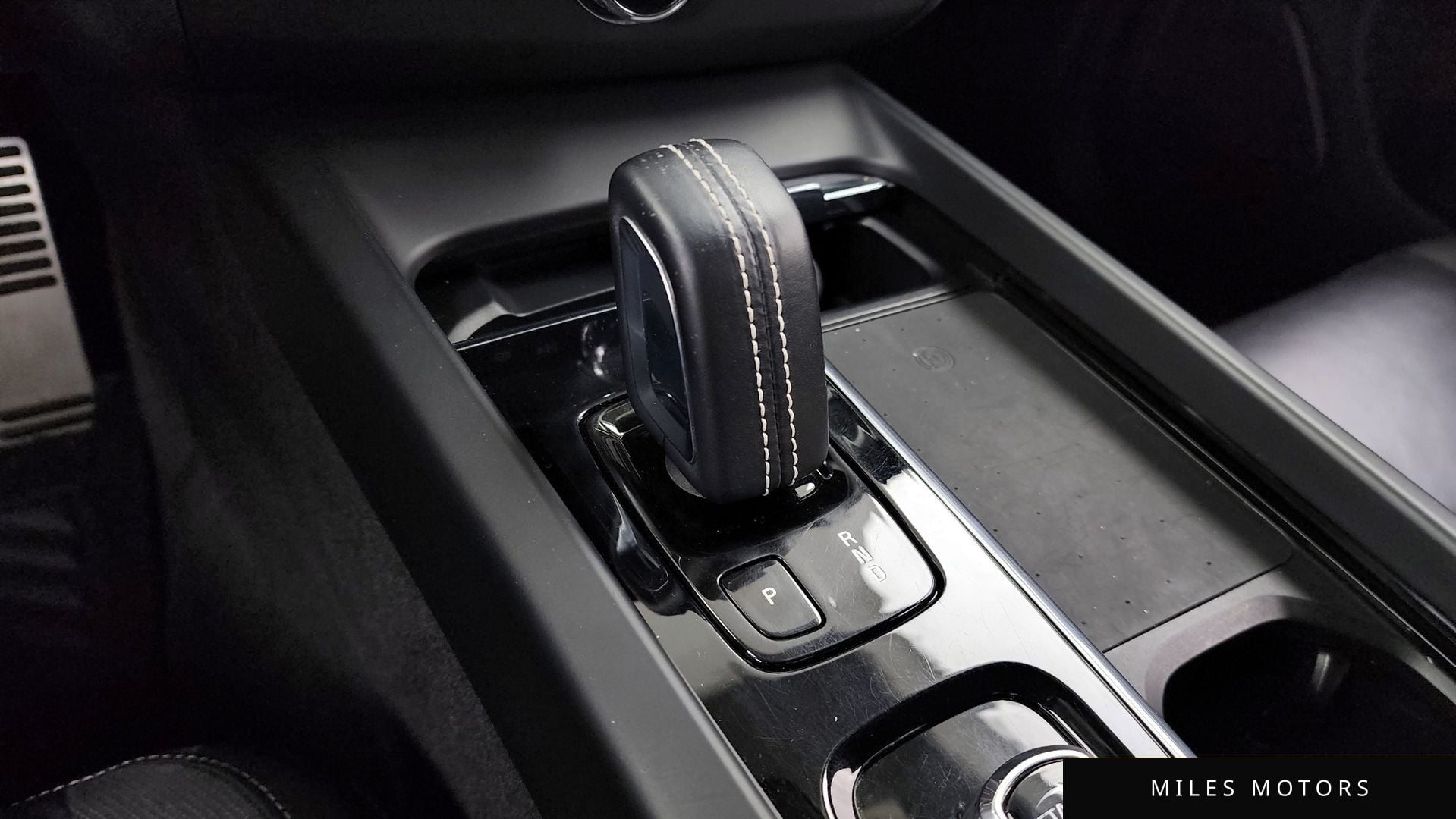 Volvo XC60 2021 — миниатюра 9
