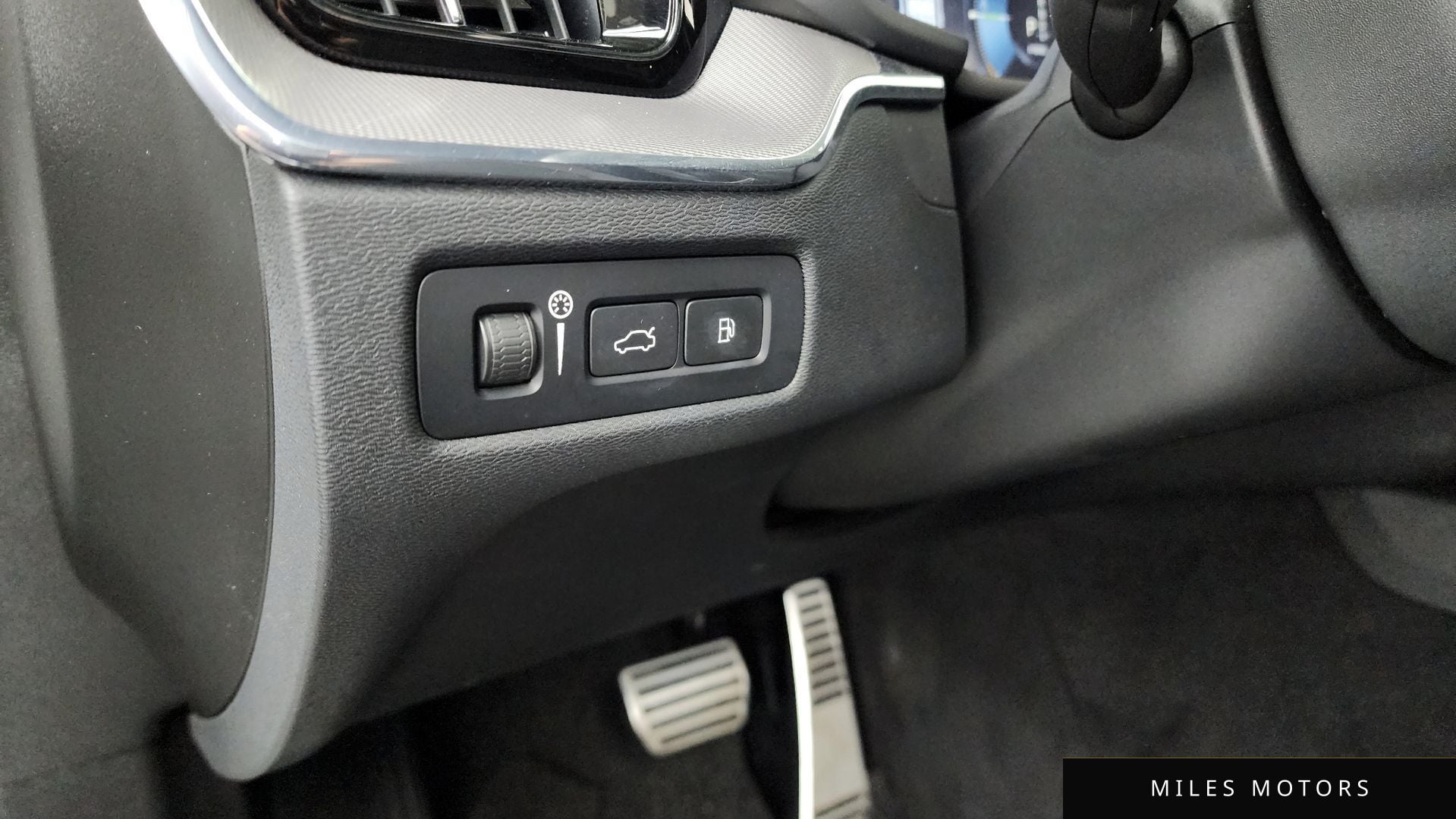 Volvo XC60 2021 — миниатюра 16
