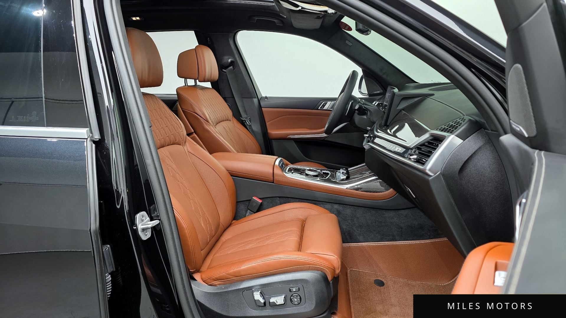 BMW X7 (G07) 2025 — миниатюра 10