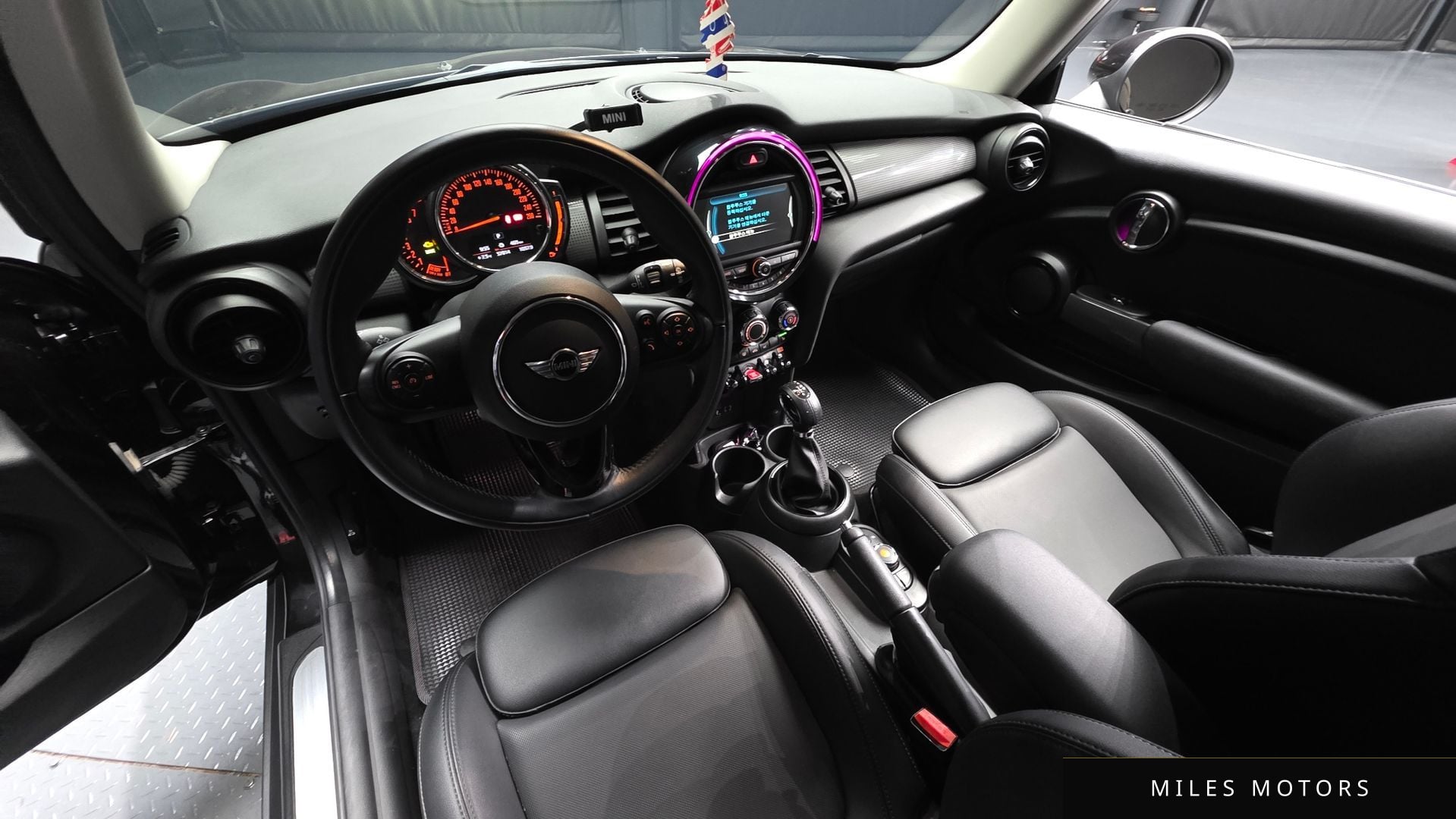 MINI 쿠퍼 2018 — миниатюра 7