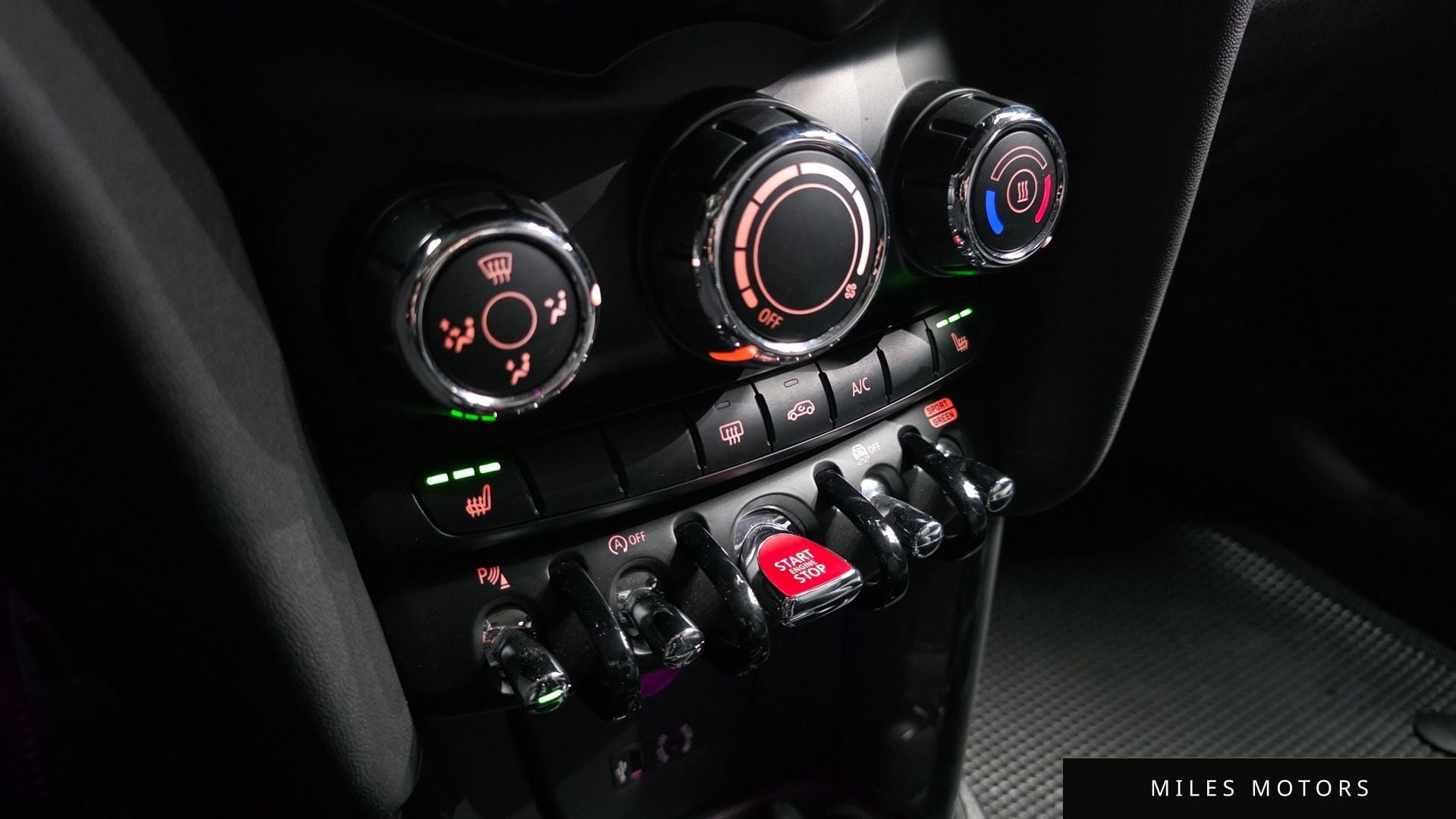 MINI 쿠퍼 2018 — миниатюра 16