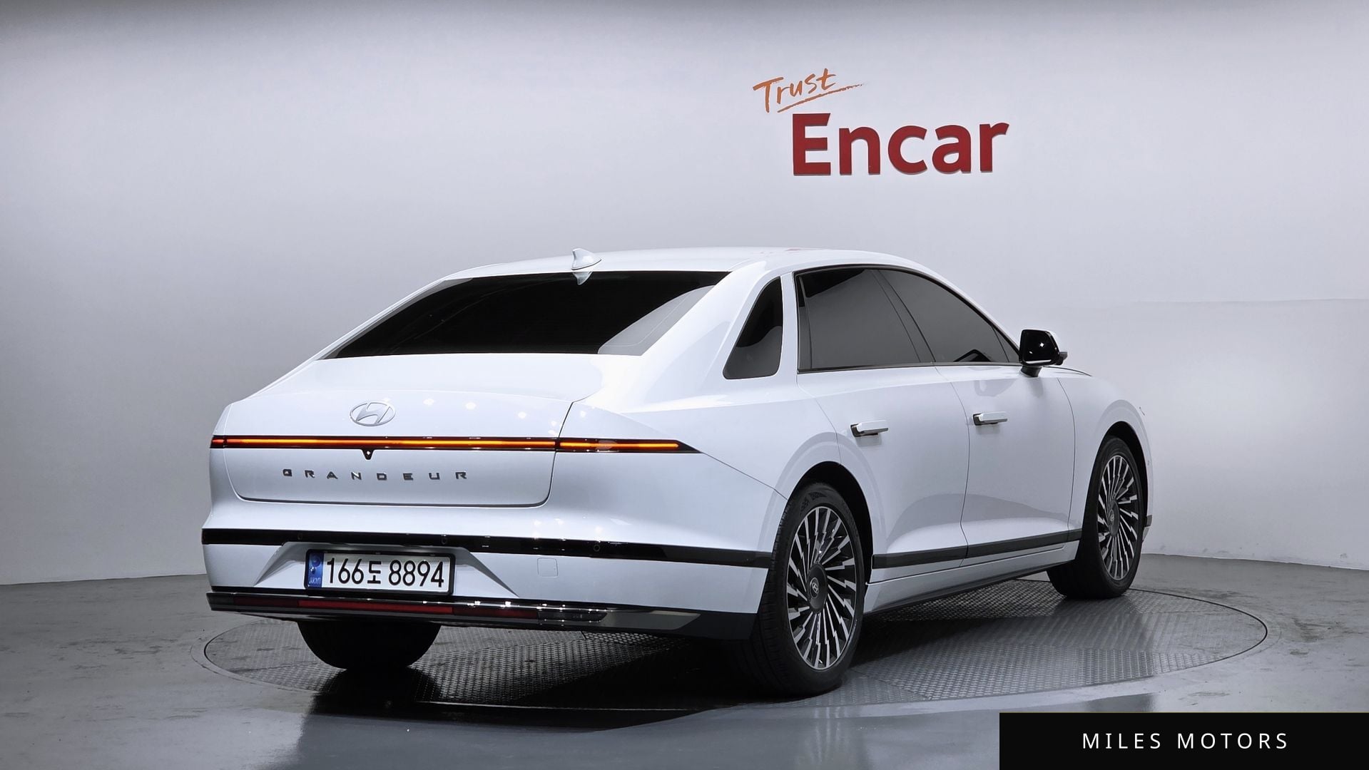 Hyundai 그랜저 하이브리드 (GN7) 2023 — миниатюра 2