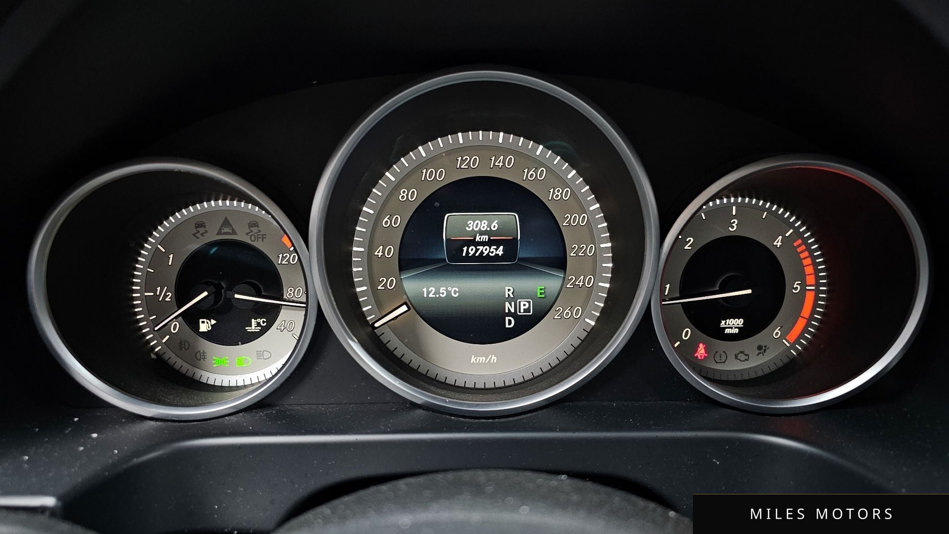 Mercedes-Benz E-Class W212 2016 — миниатюра 8