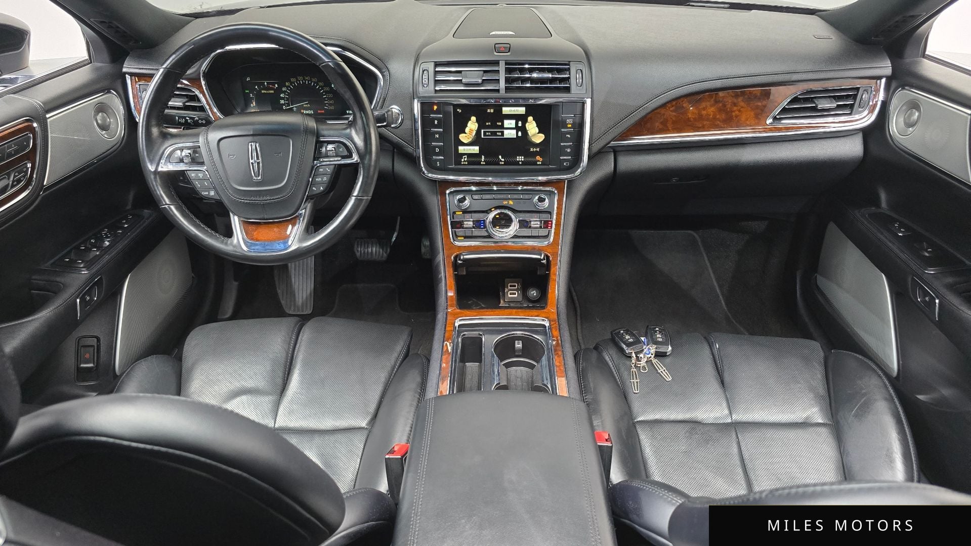 Lincoln Continental 2019 — миниатюра 6