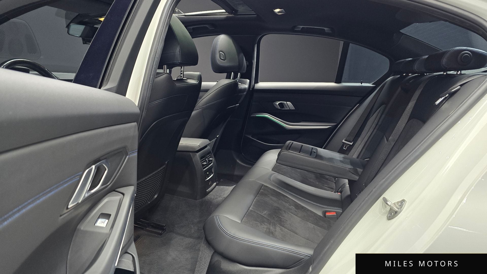 BMW 3 Series (G20) 2022 — миниатюра 12