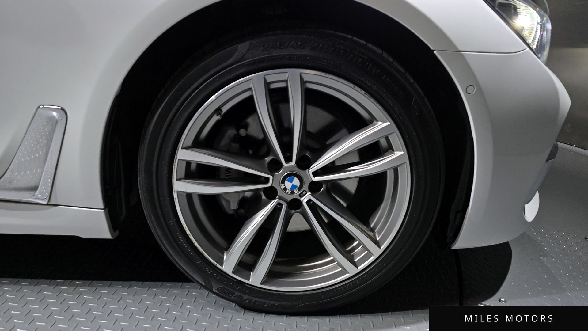BMW 7 Series (G11) 2018 — миниатюра 5