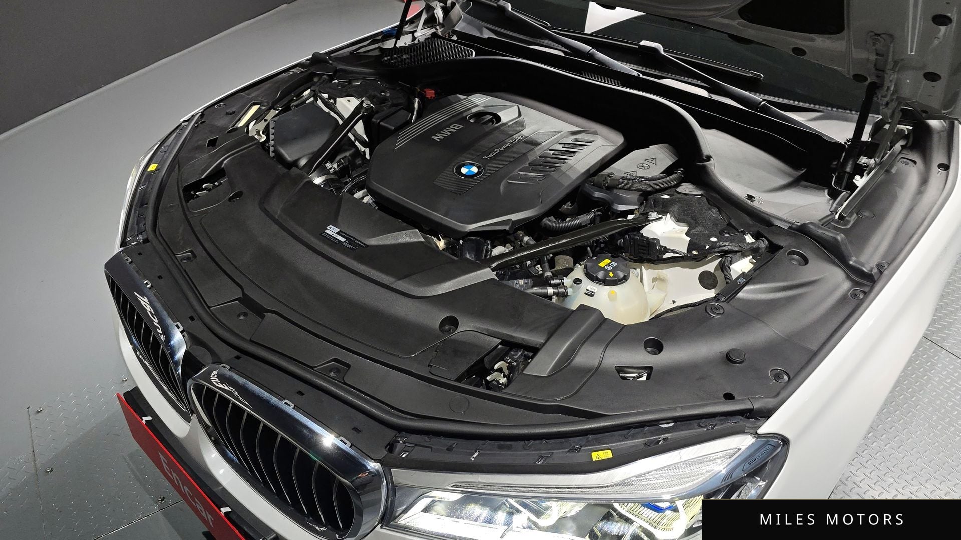 BMW 7 Series (G11) 2018 — миниатюра 6
