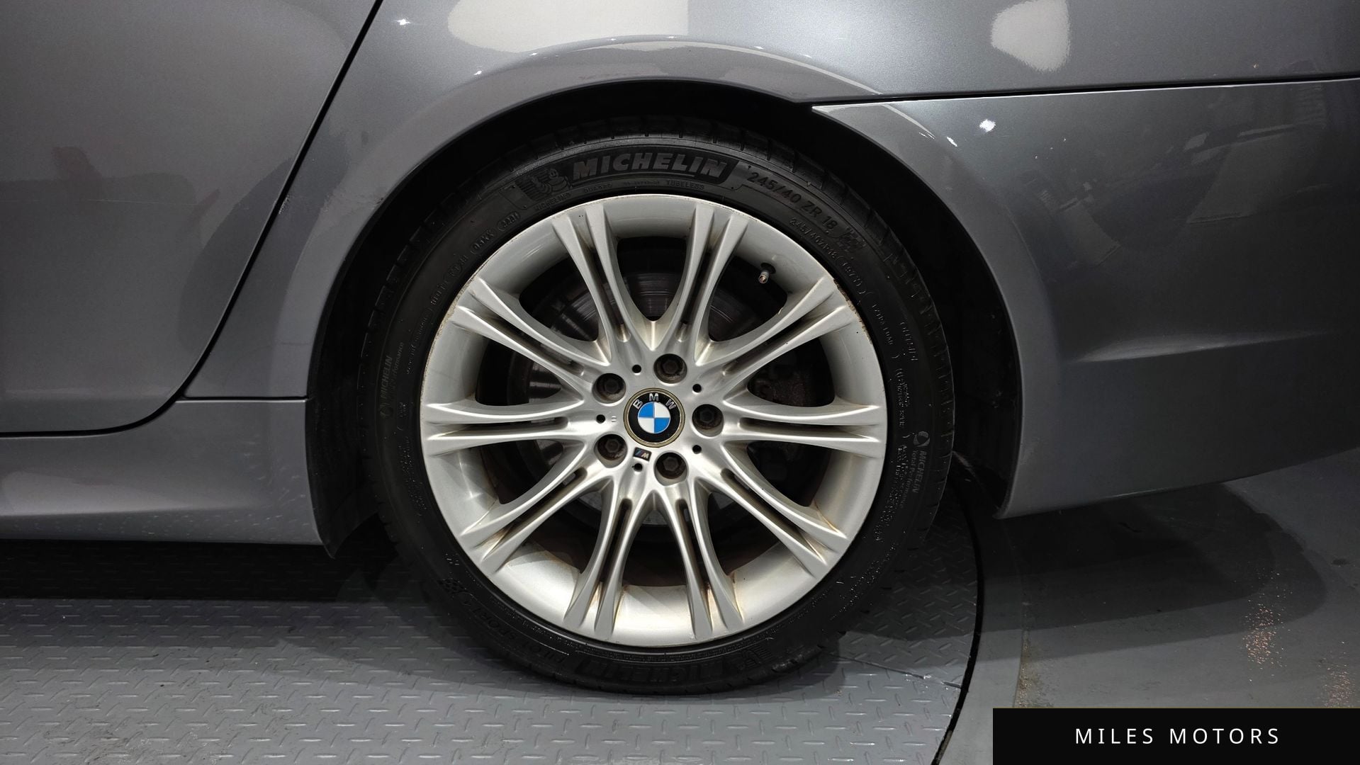 BMW 5시리즈 (E60) 2008 — миниатюра 5