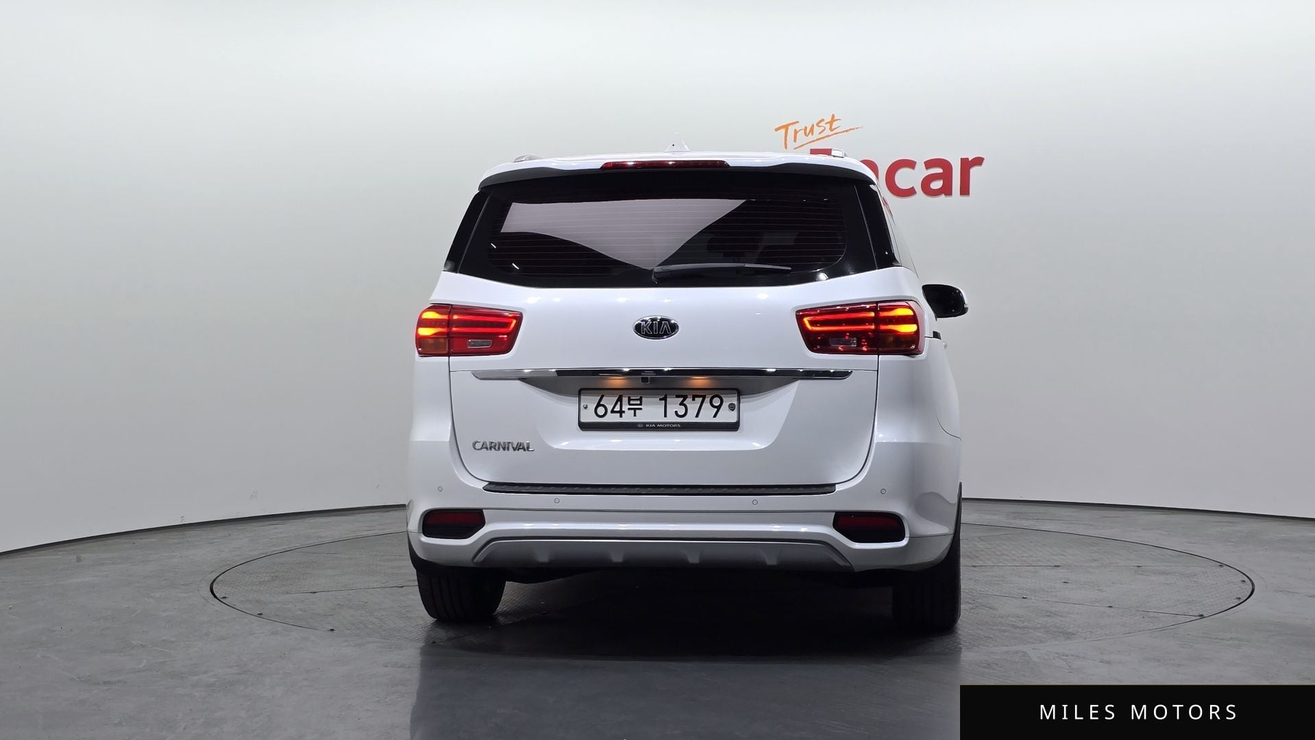Kia Canival 2019 — миниатюра 4
