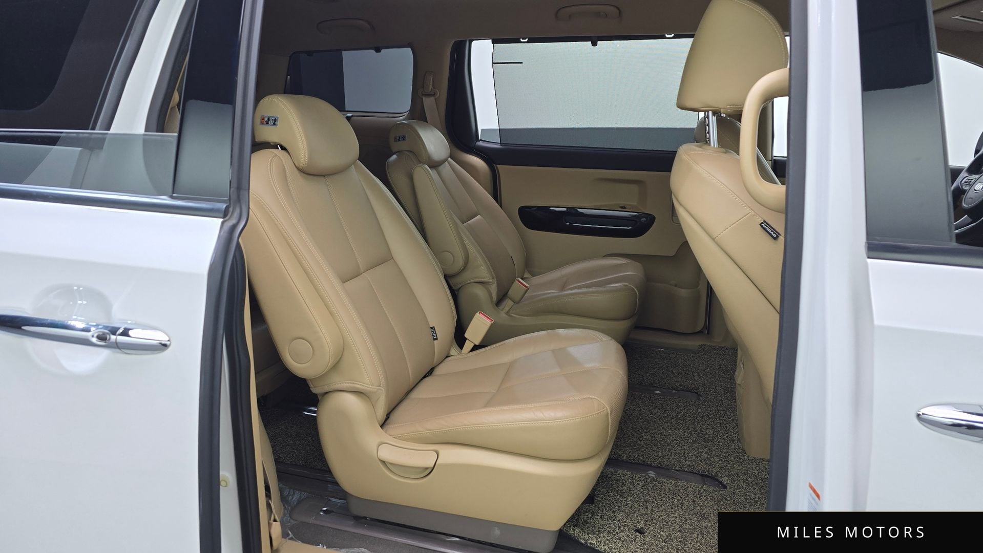 Kia Canival 2019 — миниатюра 12