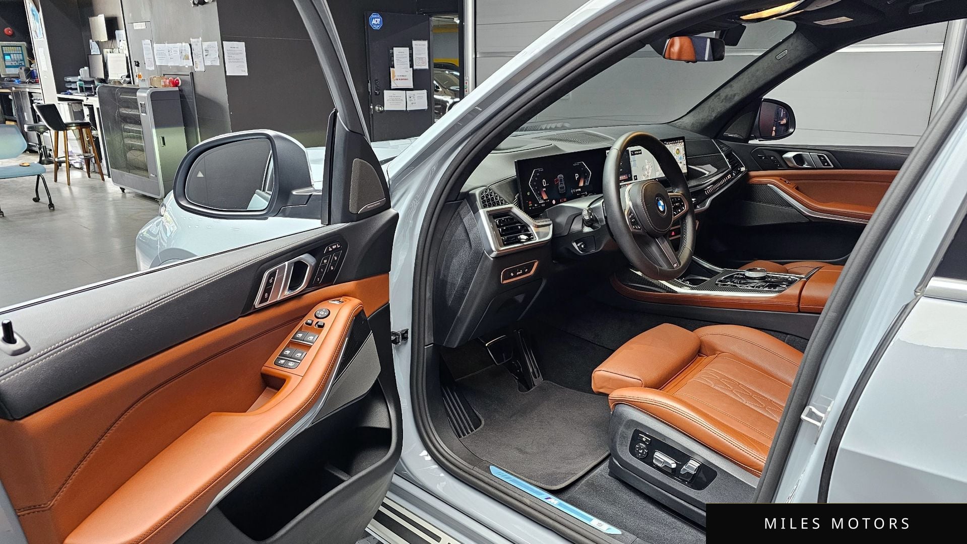 BMW X7 (G07) 2025 — миниатюра 10