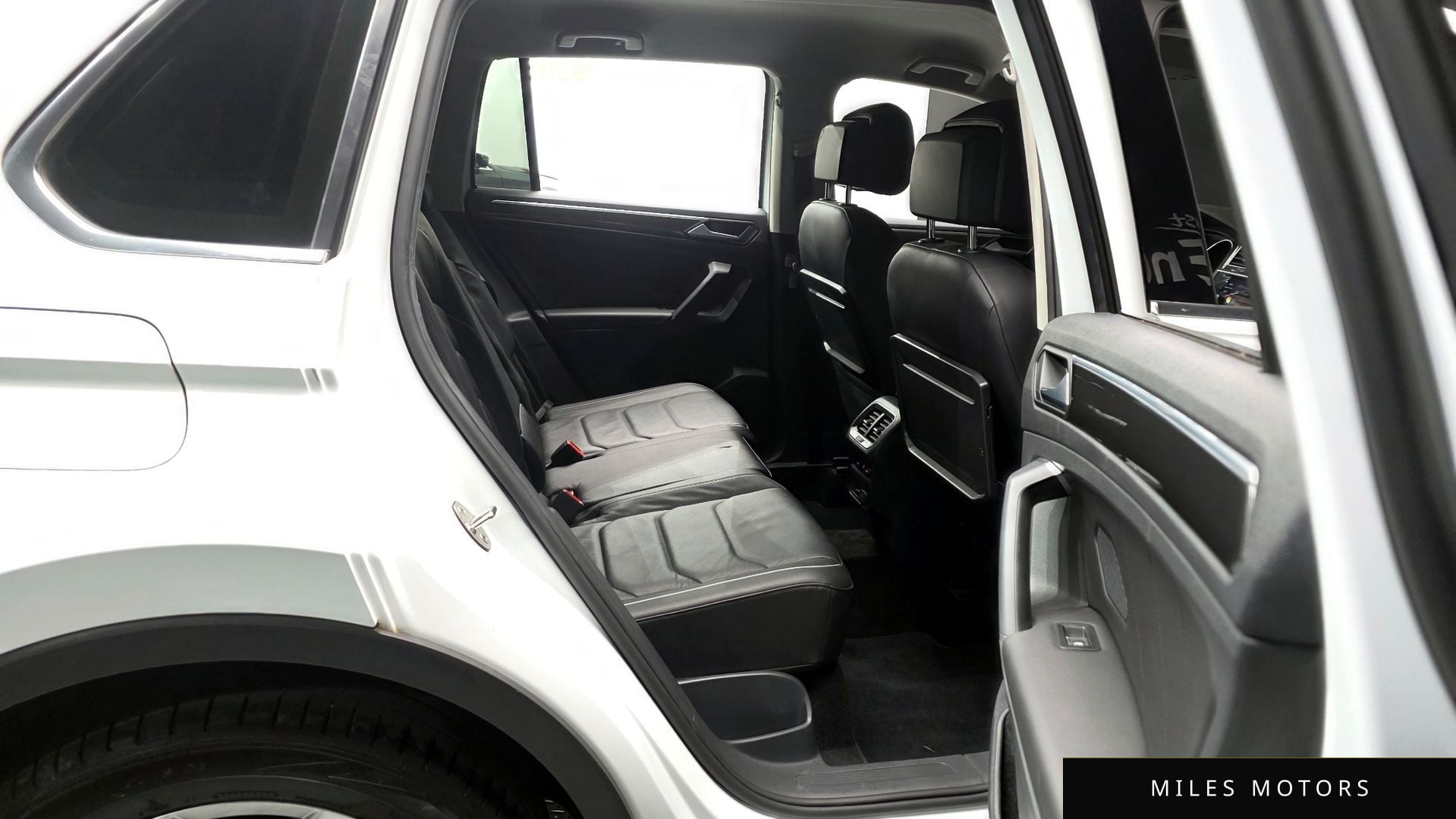 Volkswagen Tiguan 2020 — миниатюра 12
