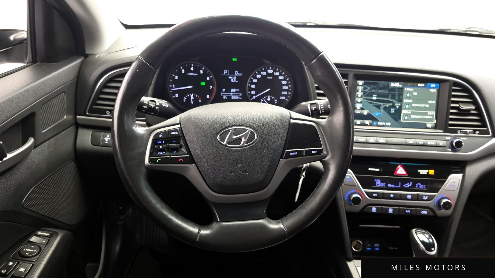 Hyundai 아반떼 AD 2018 — миниатюра 13