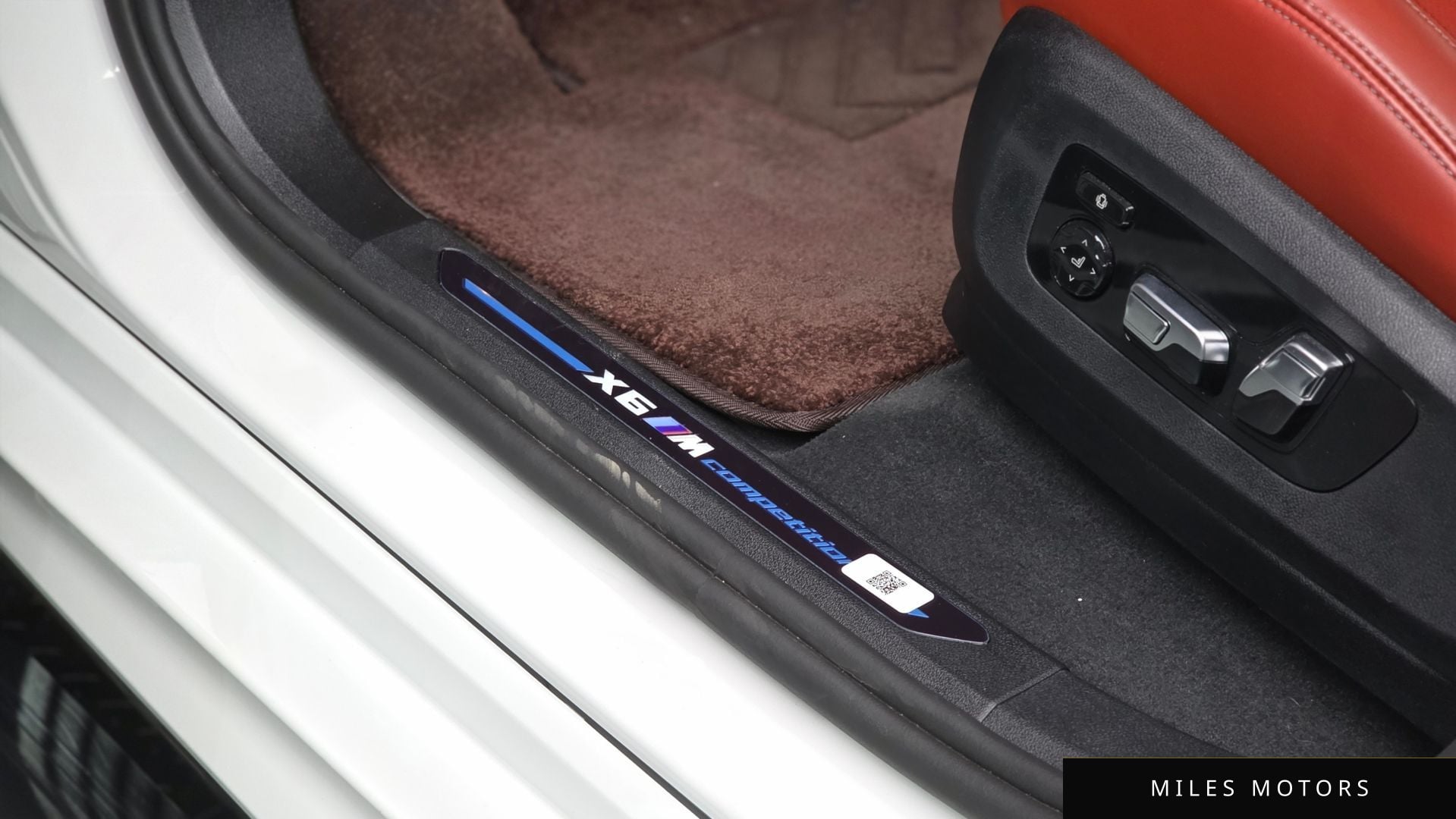 BMW X6M (G06) 2025 — миниатюра 15