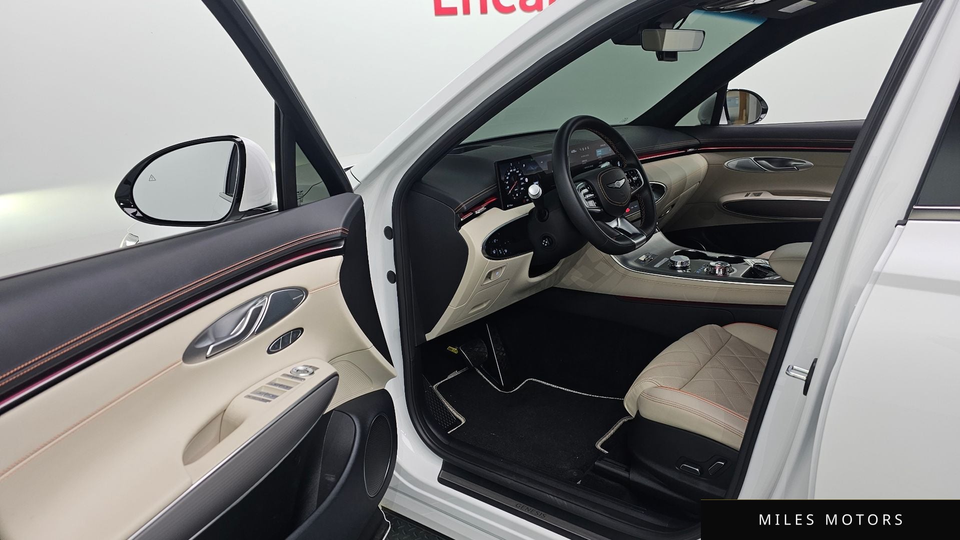 Genesis GV70 2025 — миниатюра 10