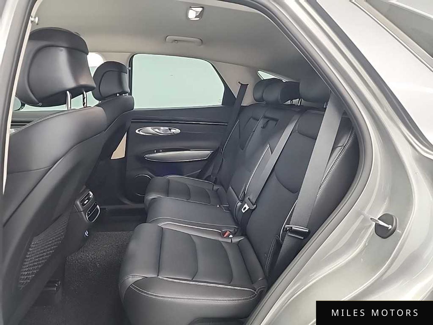 Genesis GV70 2024 — миниатюра 12
