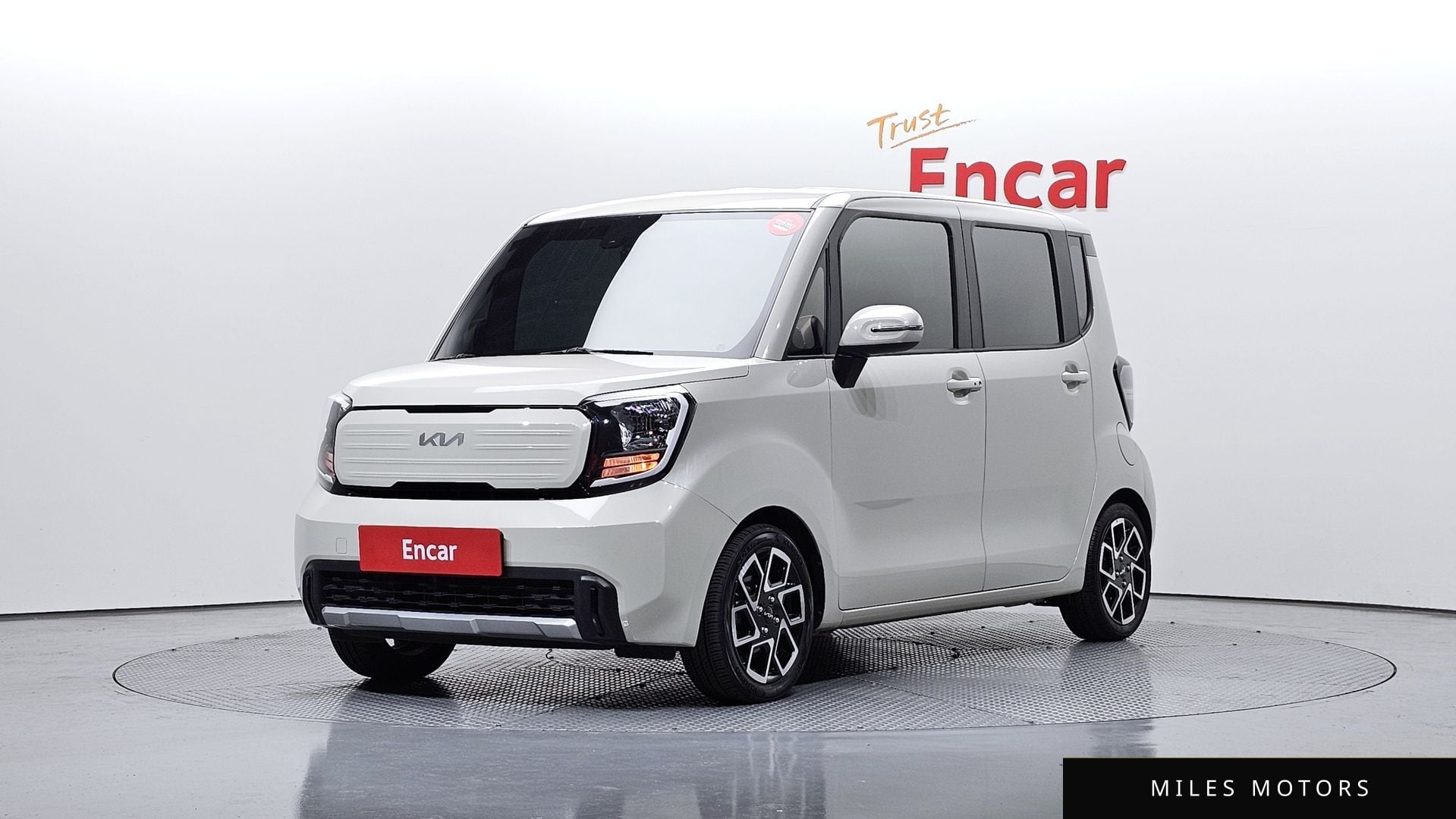 Kia RAY 2023 — фото 1 из 12