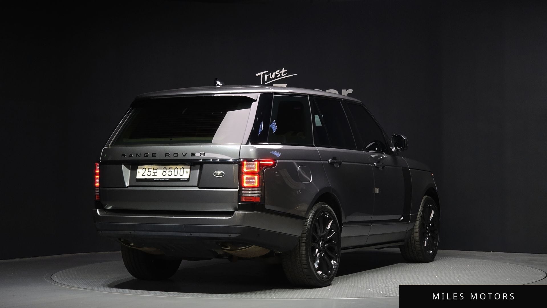 Land Rover Range Rover 2017 — миниатюра 2