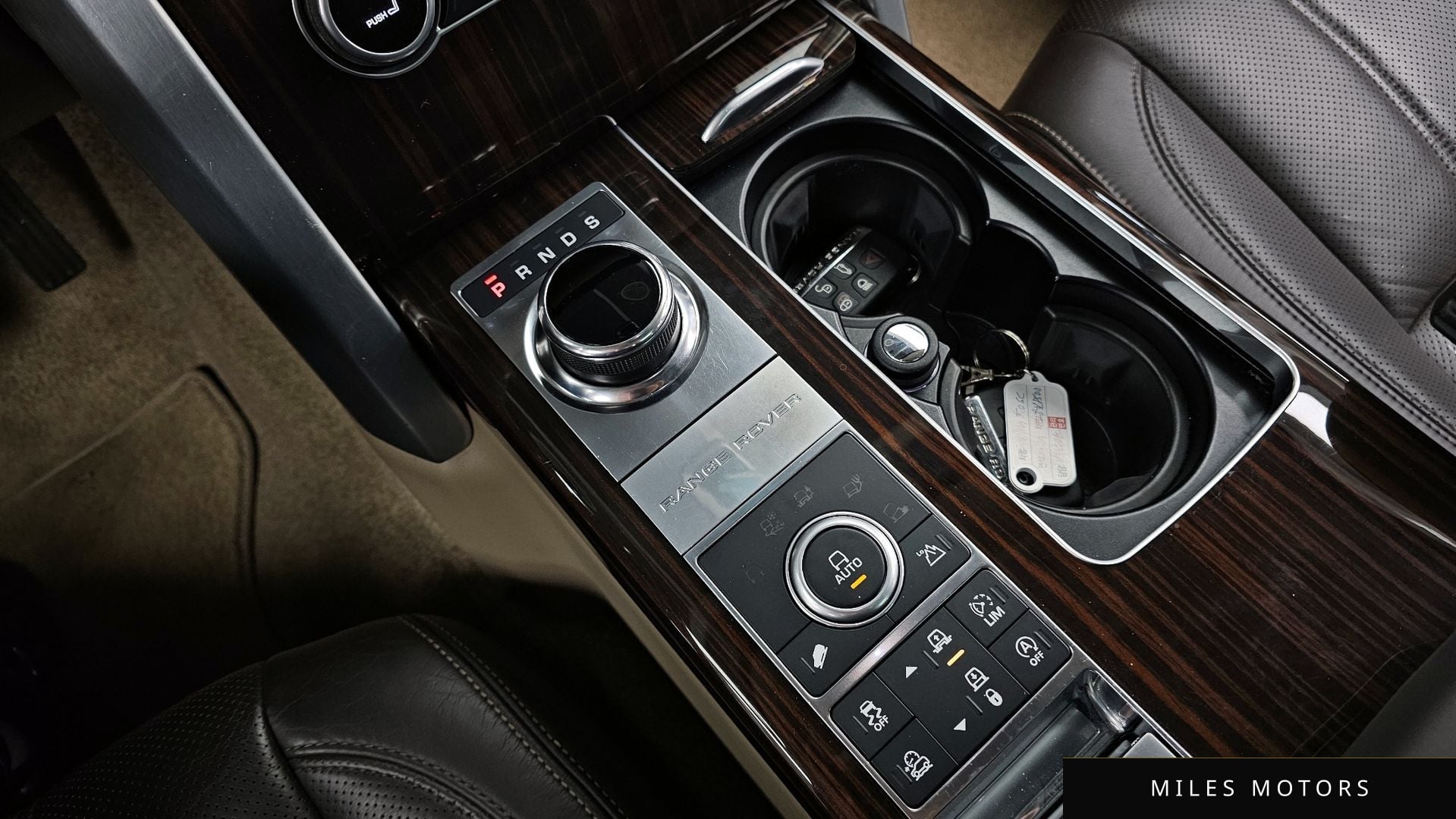 Land Rover Range Rover 2017 — миниатюра 9