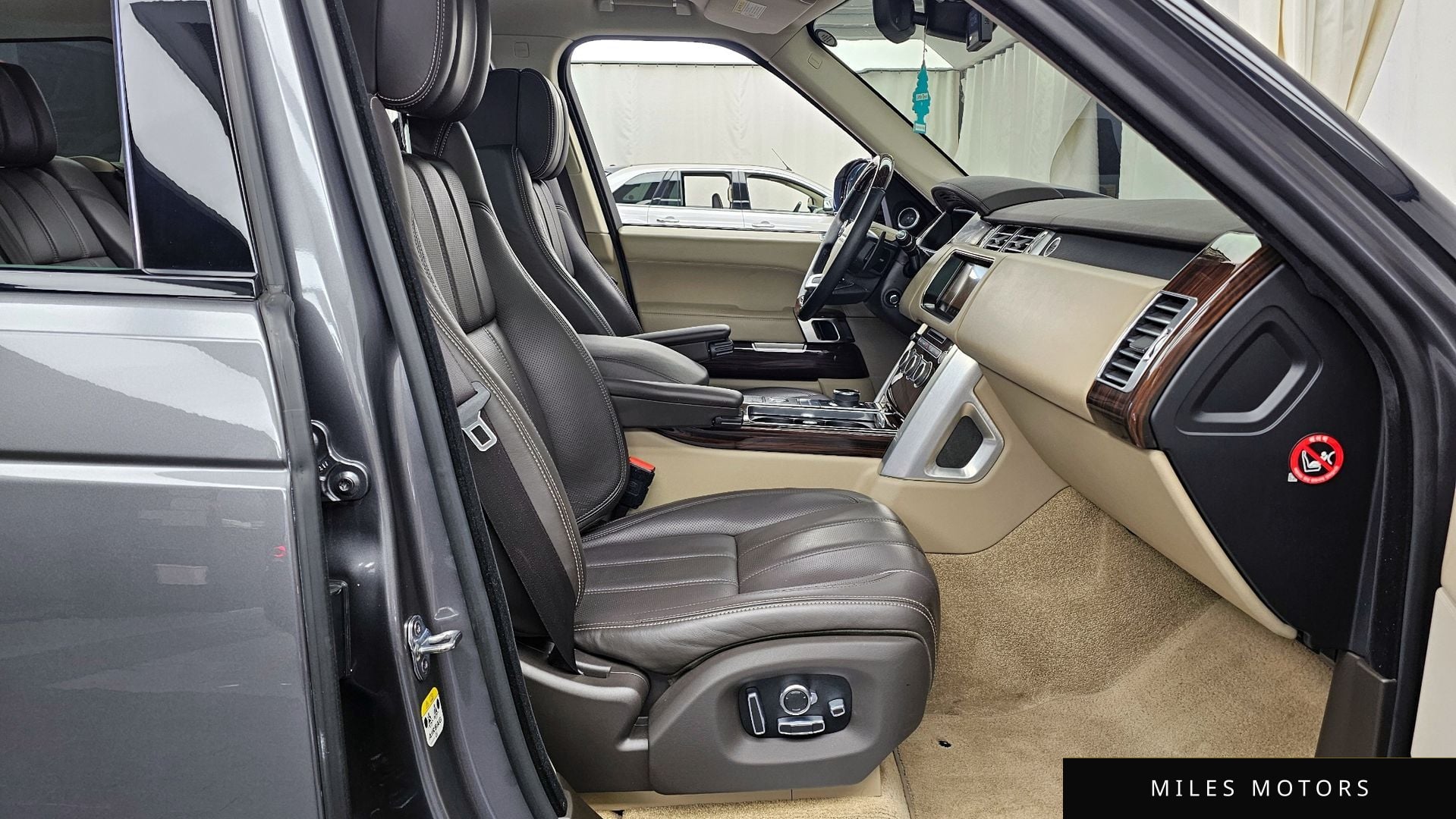 Land Rover Range Rover 2017 — миниатюра 11