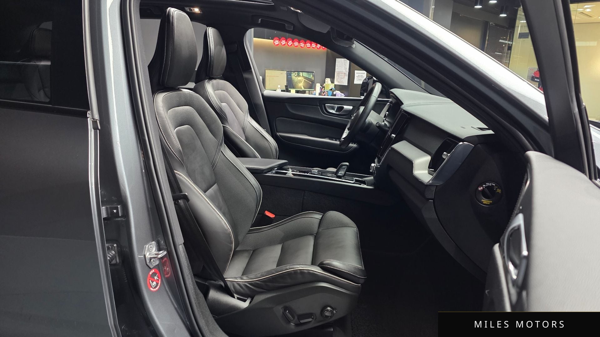 Volvo XC60 2021 — миниатюра 11
