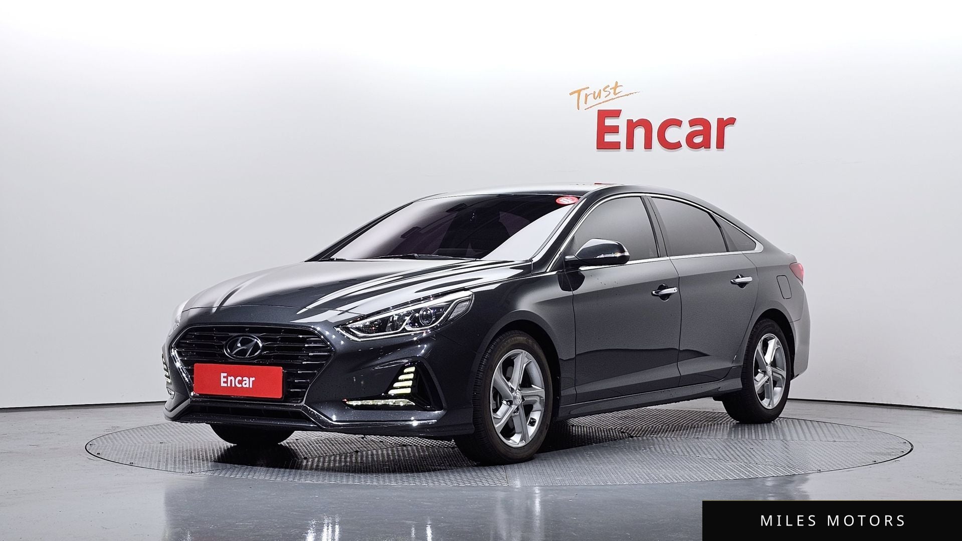 Hyundai Sonata 2018 — фото 1 из 12
