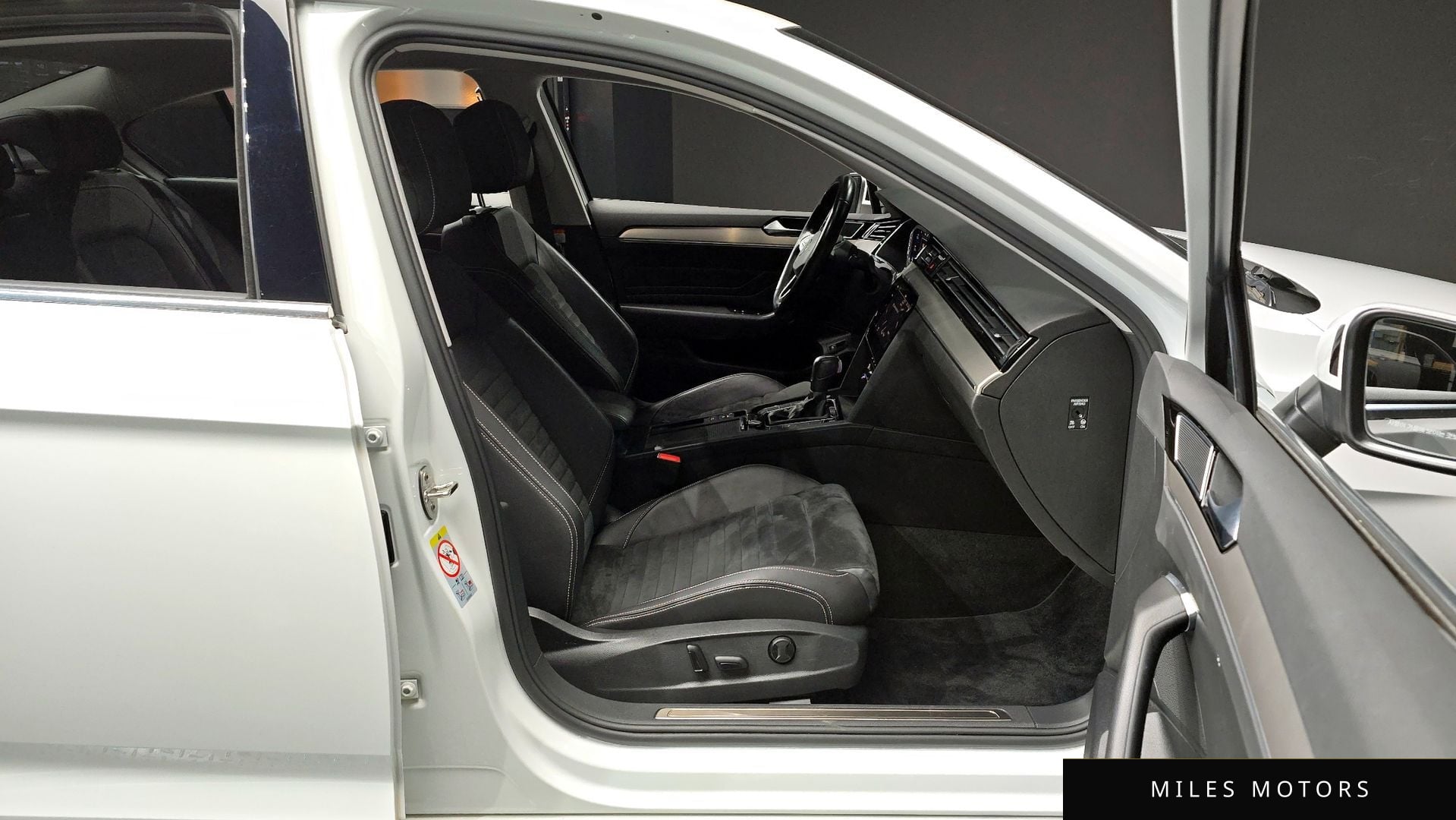 Volkswagen 파사트 GT(B8) 2021 — миниатюра 11