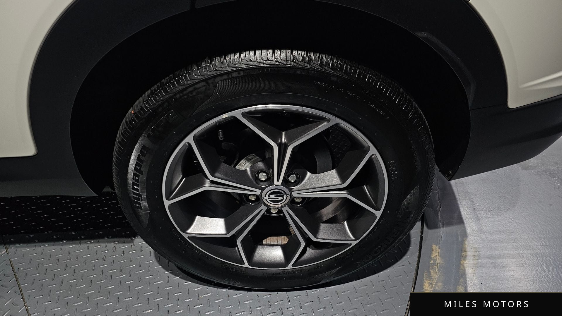 KG Mobility Beautiful Korando 2022 — миниатюра 5