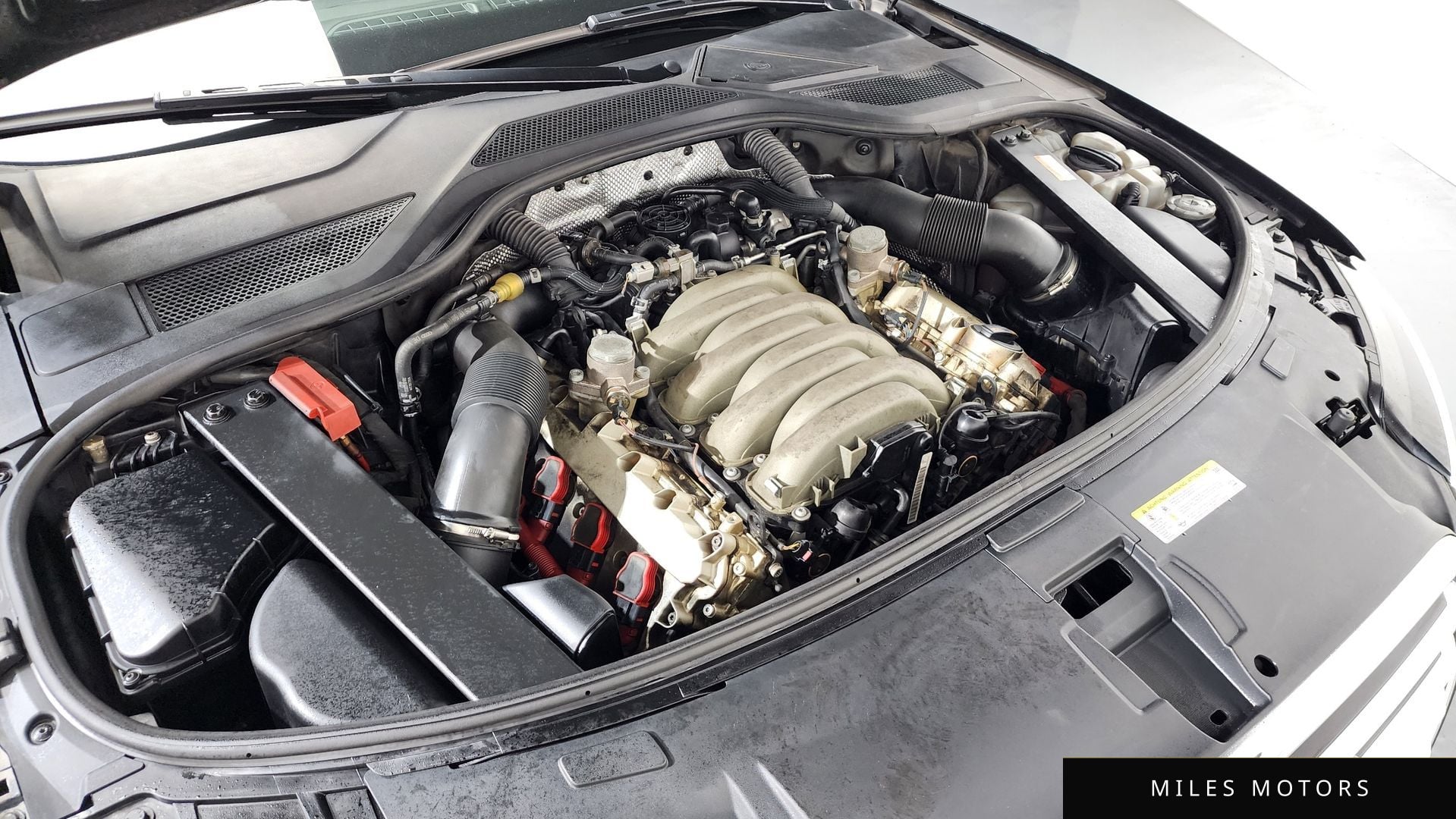Audi A8 2011 — миниатюра 6