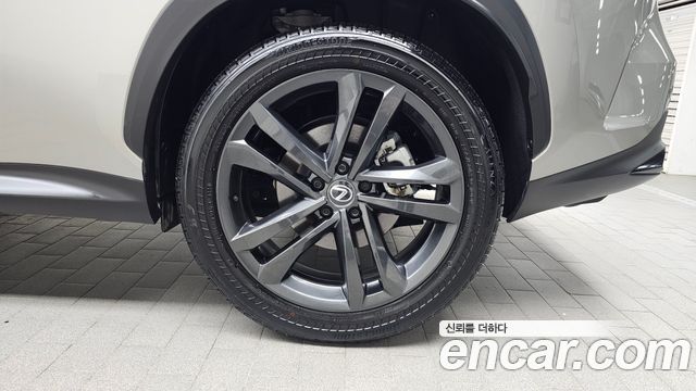 Лексус NX350h 2025 — миниатюра 5
