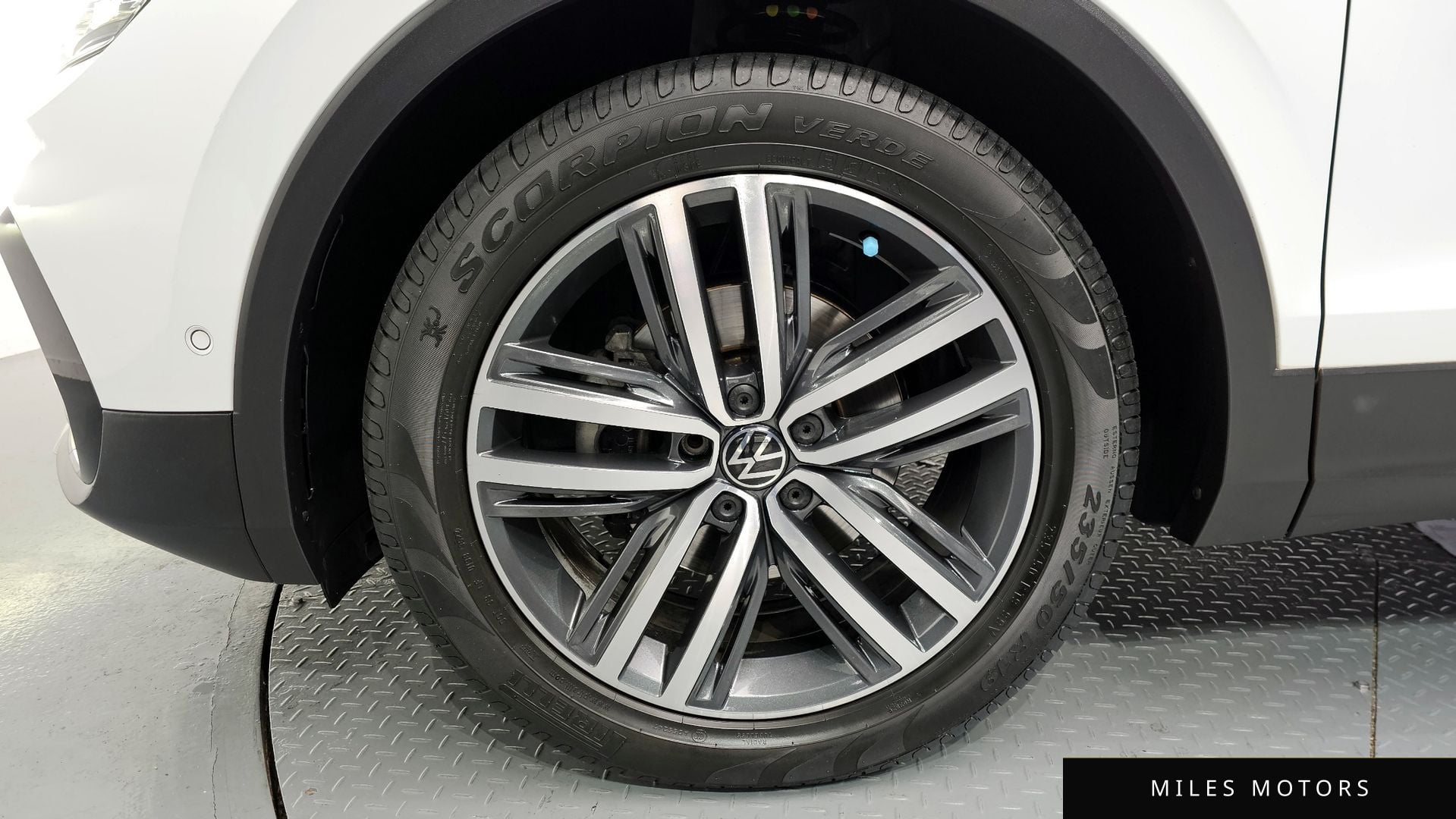 Volkswagen 티구안 2023 — миниатюра 5