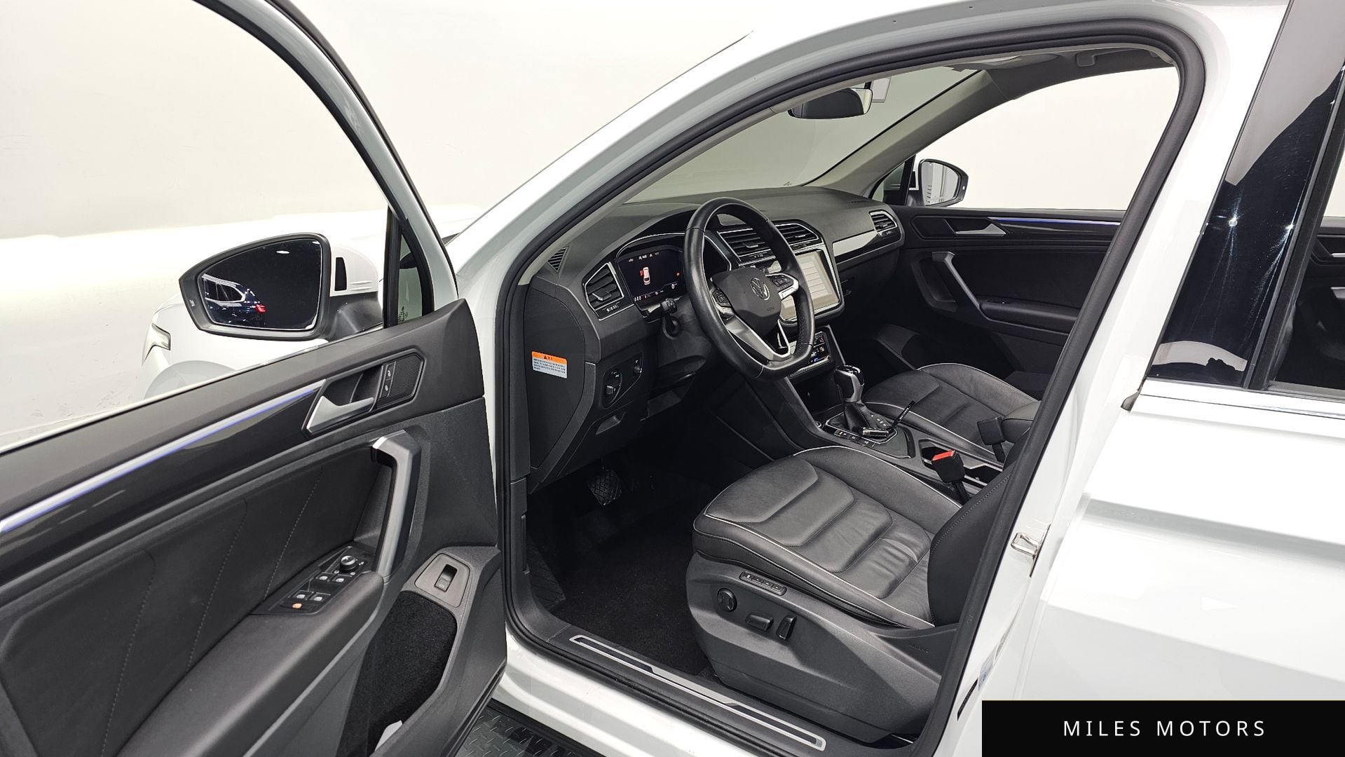 Volkswagen 티구안 2023 — миниатюра 11
