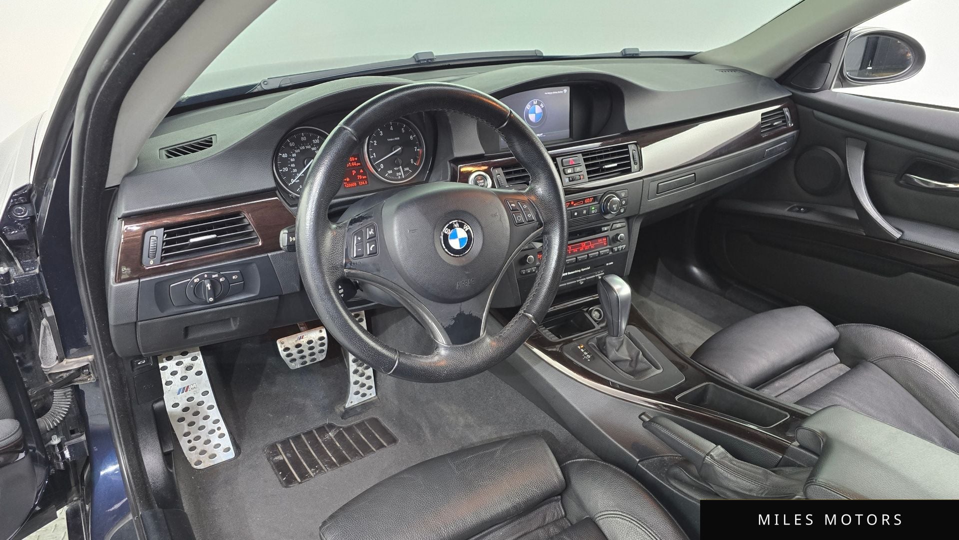 BMW 3 Series (E90) 2007 — миниатюра 7