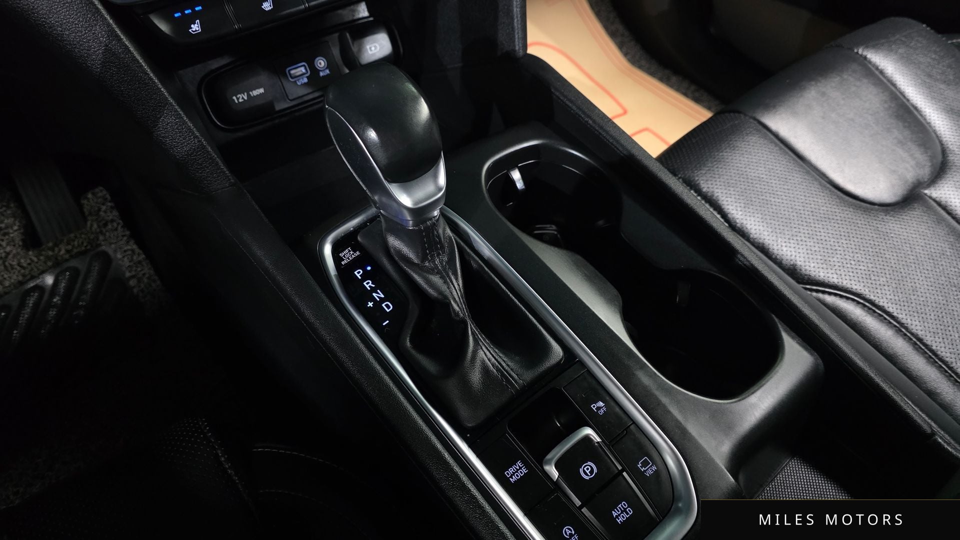 Hyundai Santafe 2019 — миниатюра 9
