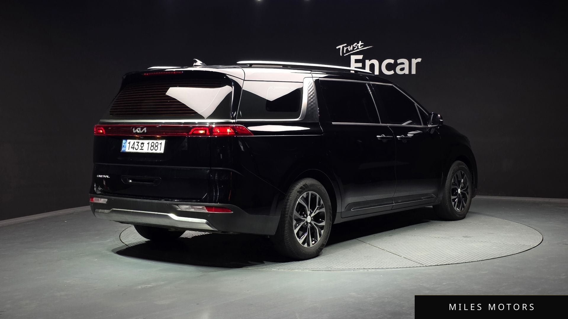 Kia Carnival 2022 — миниатюра 2